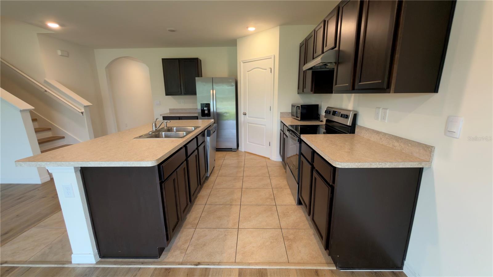 Image 15 of 45 For 1487 Fox Squirrel Drive