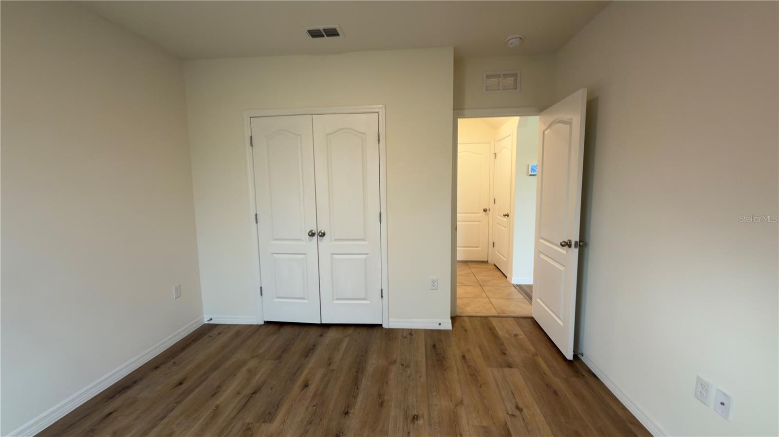 Image 22 of 45 For 1487 Fox Squirrel Drive