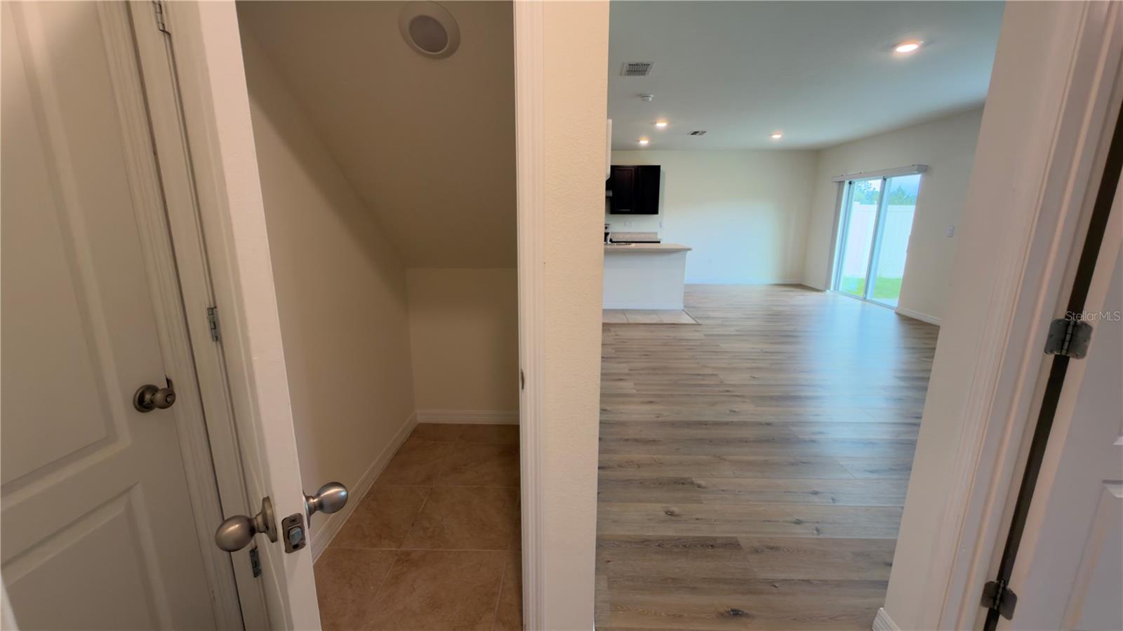 Image 25 of 45 For 1487 Fox Squirrel Drive