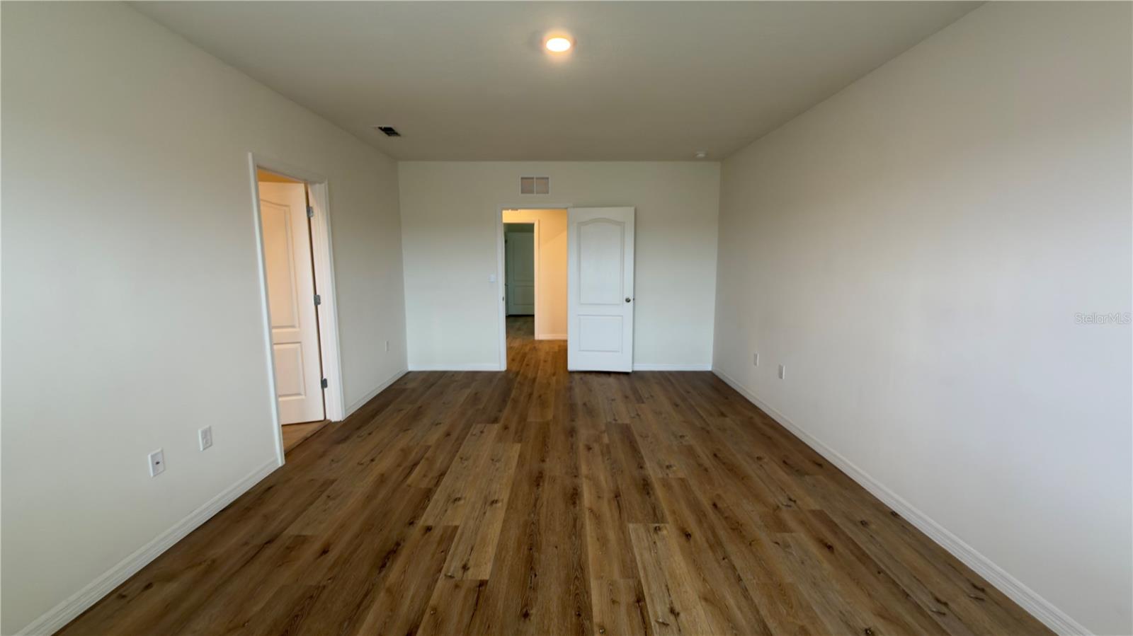 Image 29 of 45 For 1487 Fox Squirrel Drive