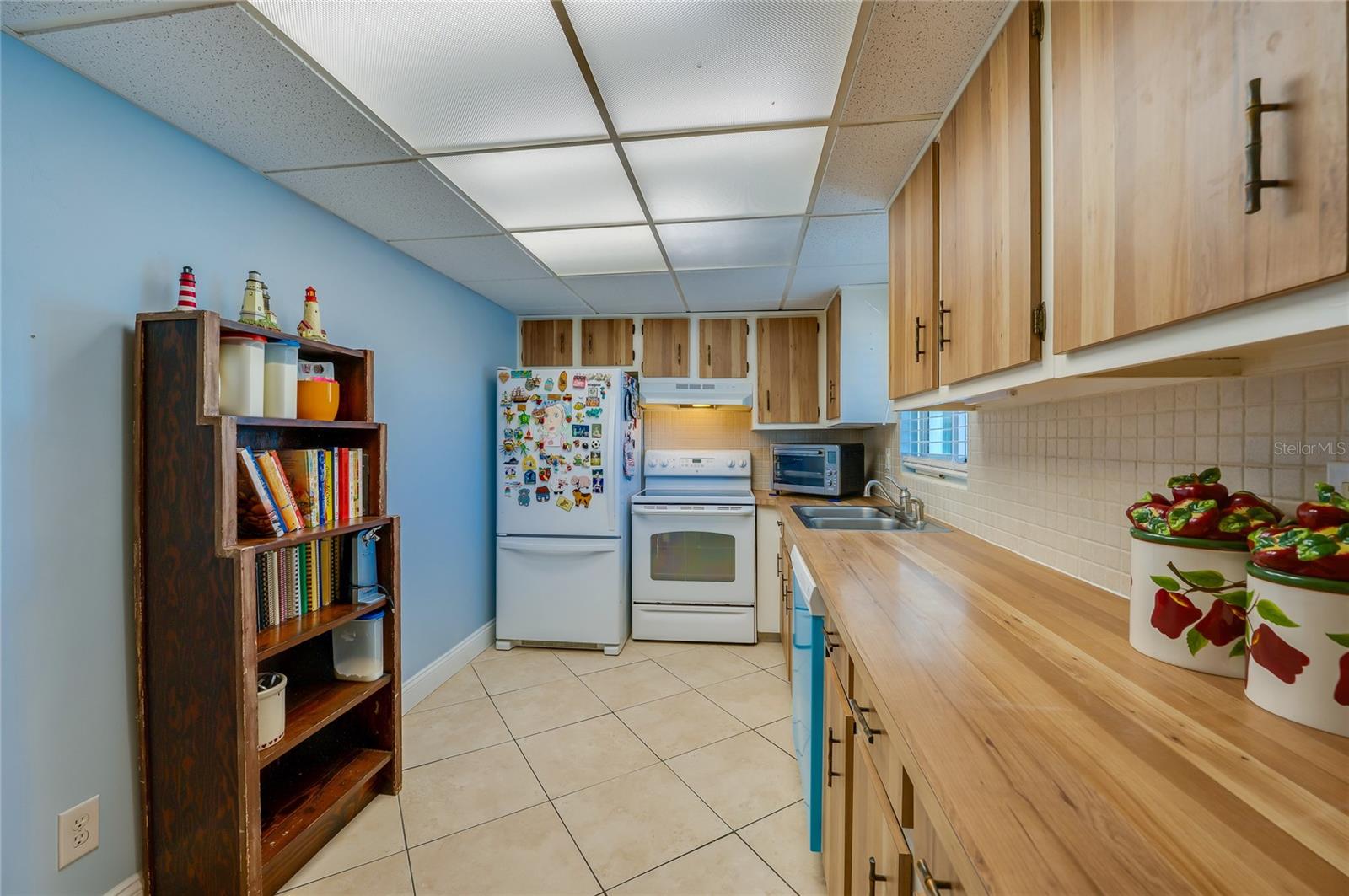 Image 10 of 32 For 100 Silver Beach Avenue 308