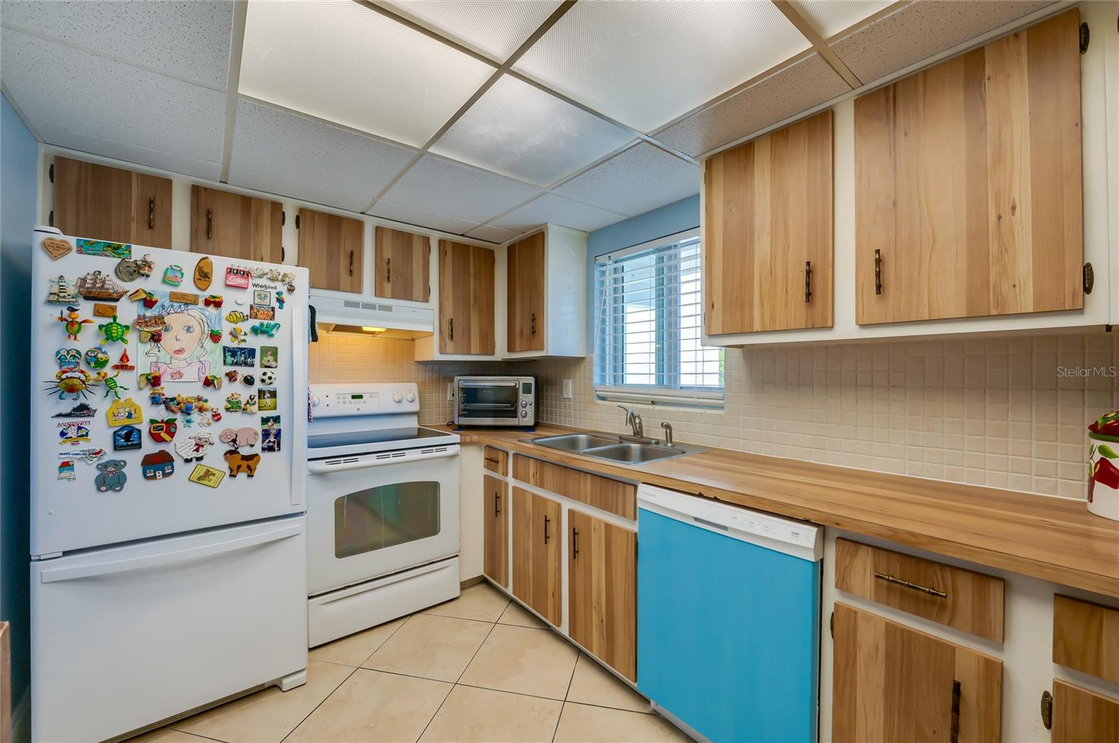 Image 11 of 32 For 100 Silver Beach Avenue 308