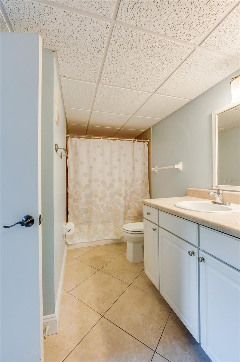 Image 21 of 32 For 100 Silver Beach Avenue 308