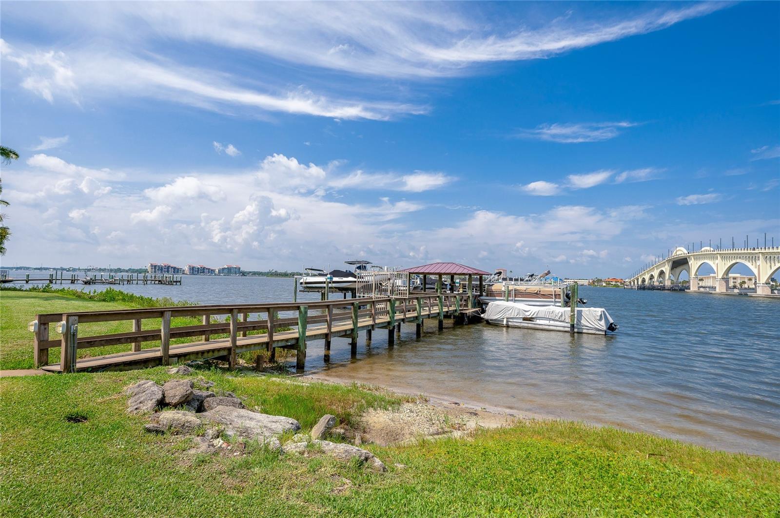 Image 25 of 32 For 100 Silver Beach Avenue 308