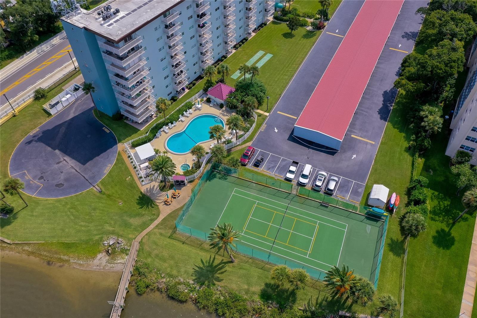 Image 26 of 32 For 100 Silver Beach Avenue 308