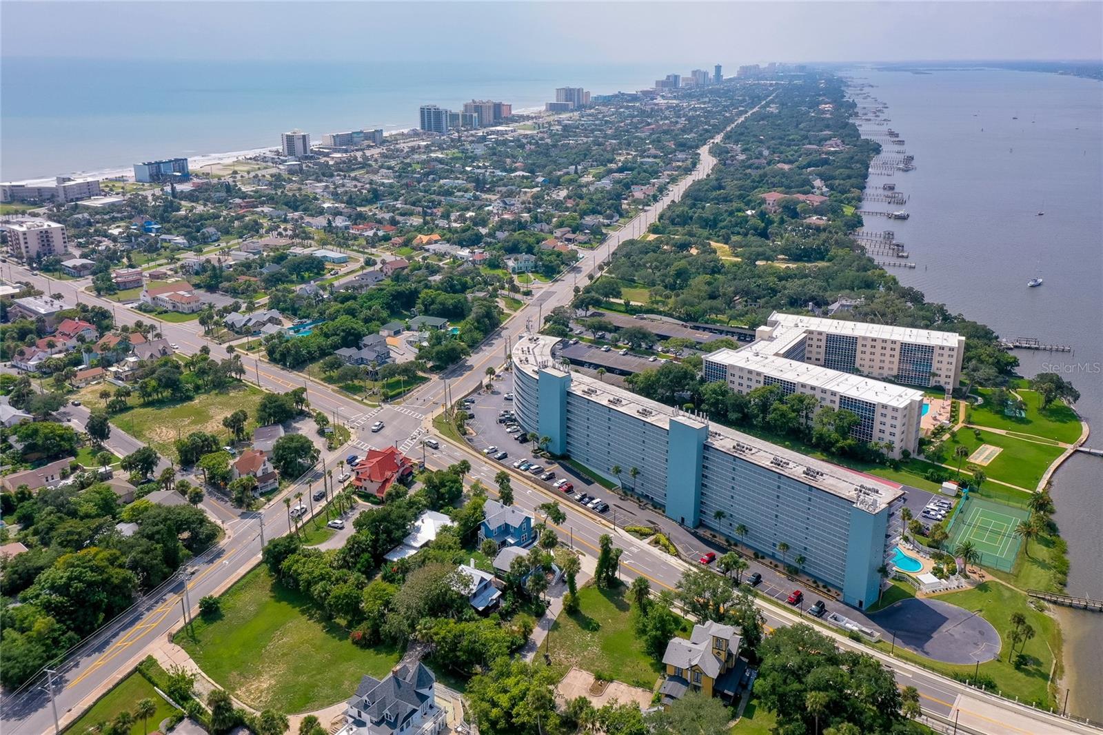 Image 30 of 32 For 100 Silver Beach Avenue 308