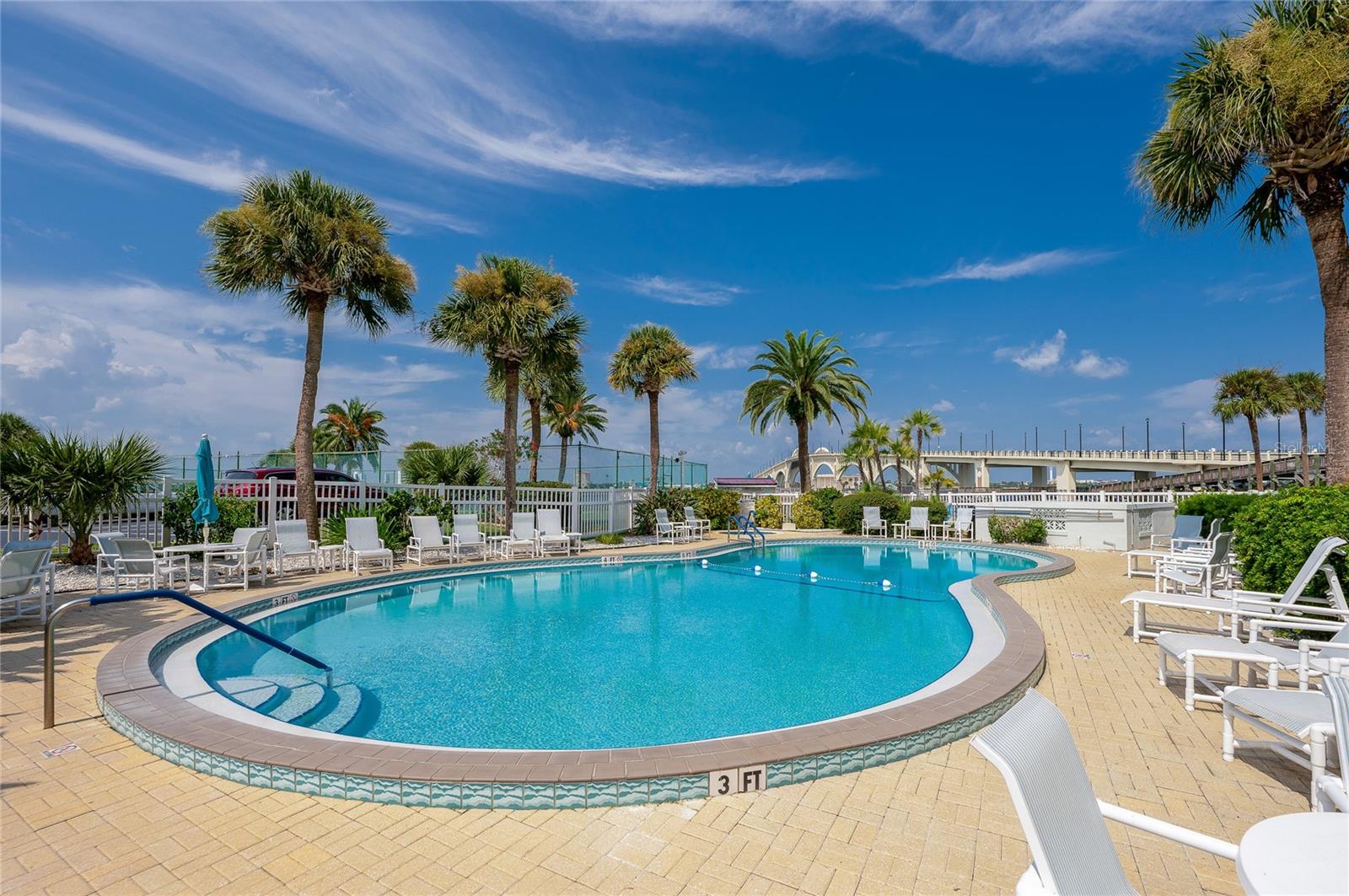 Image 4 of 32 For 100 Silver Beach Avenue 308