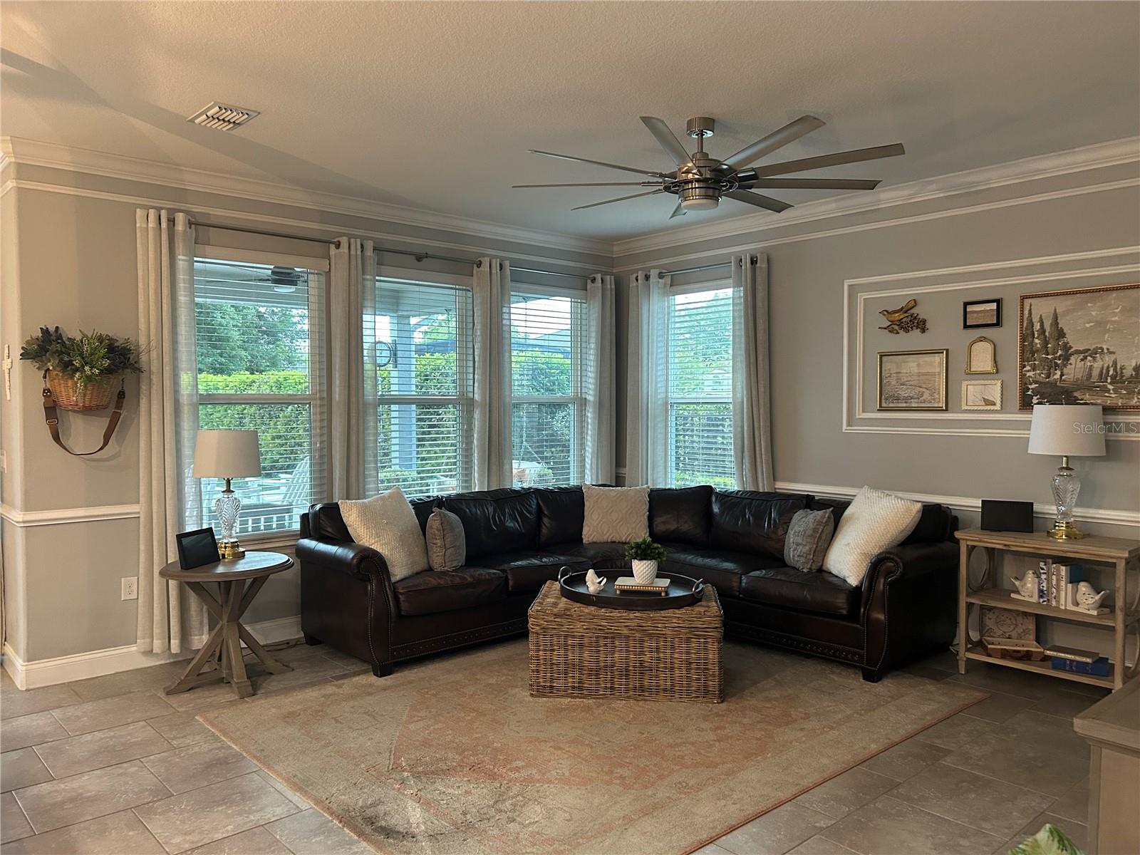 Image 24 of 46 For 410 Freesia Court