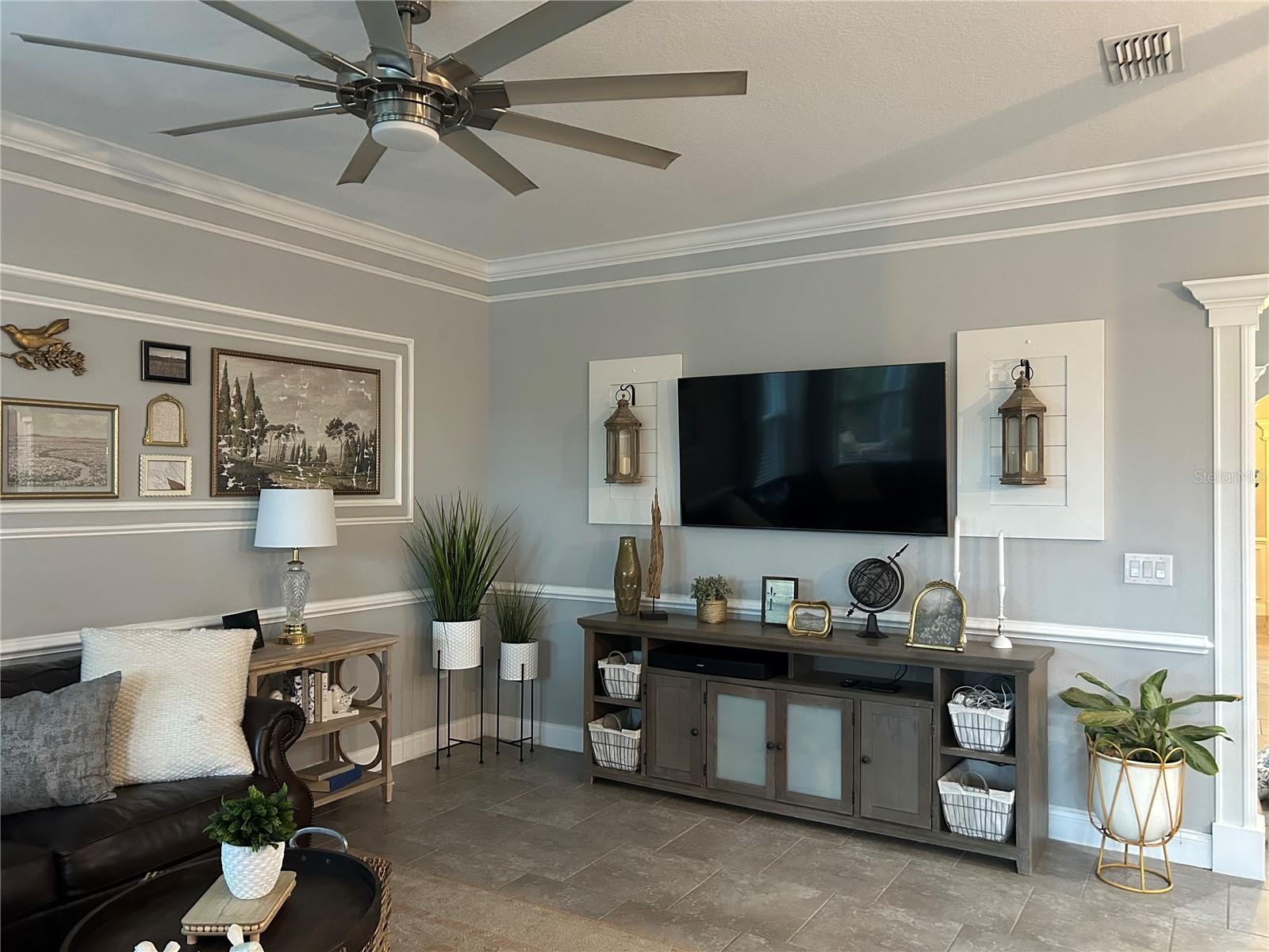 Image 25 of 46 For 410 Freesia Court