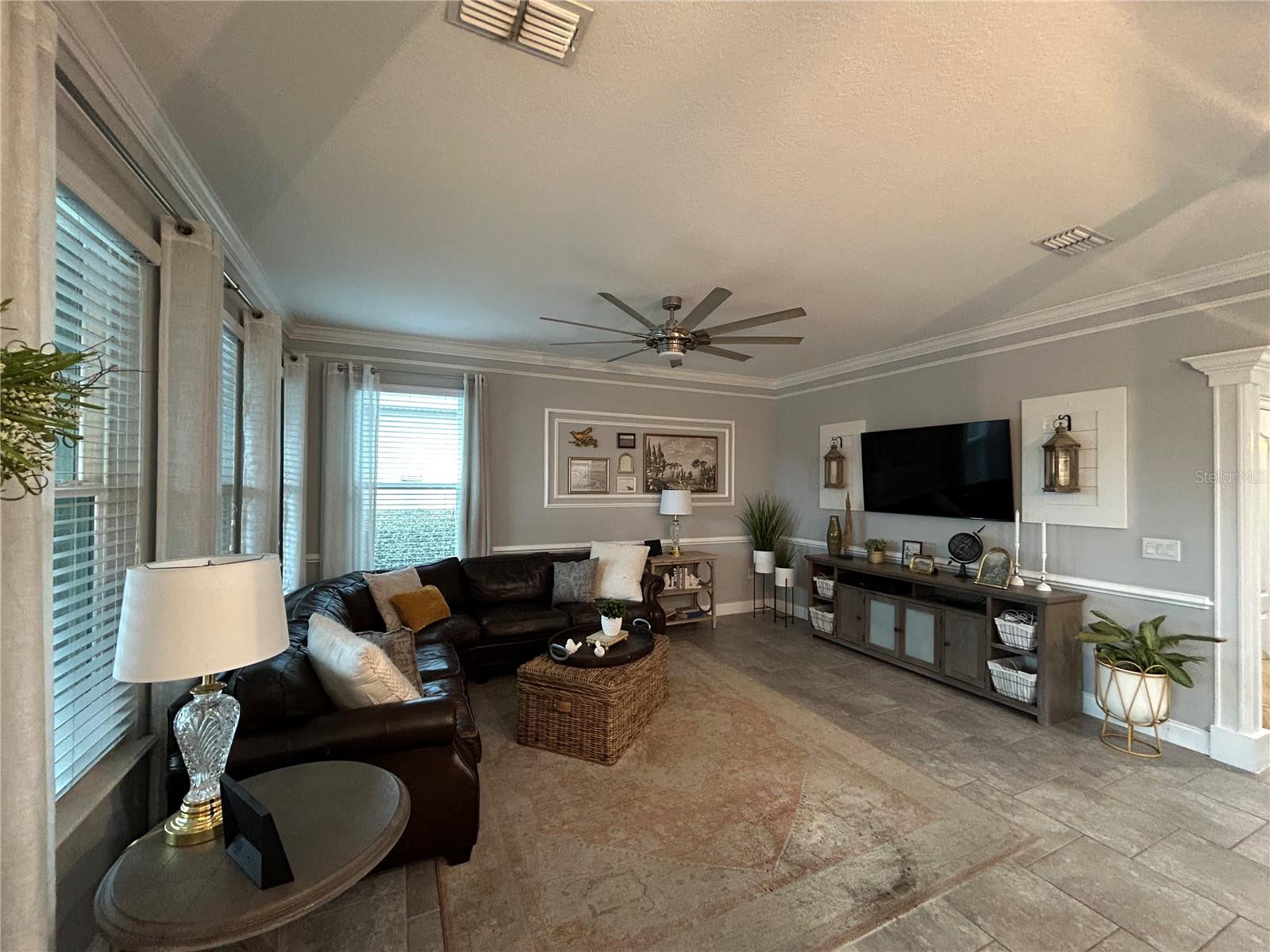 Image 26 of 46 For 410 Freesia Court