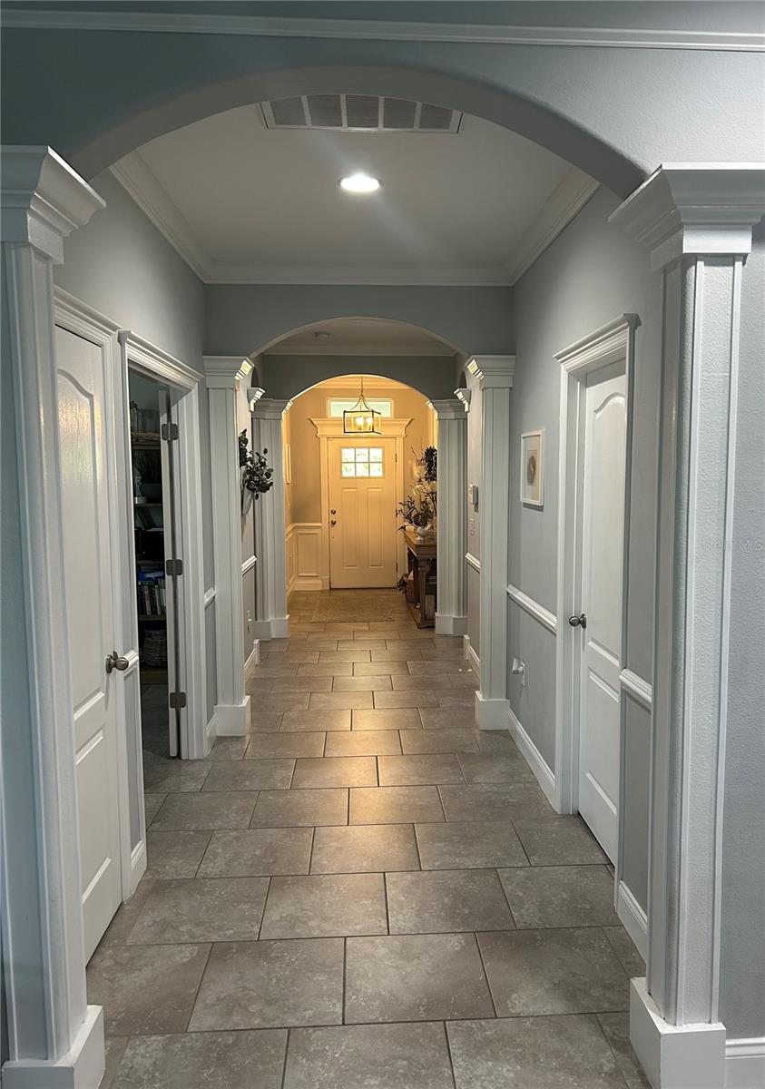 Image 3 of 46 For 410 Freesia Court