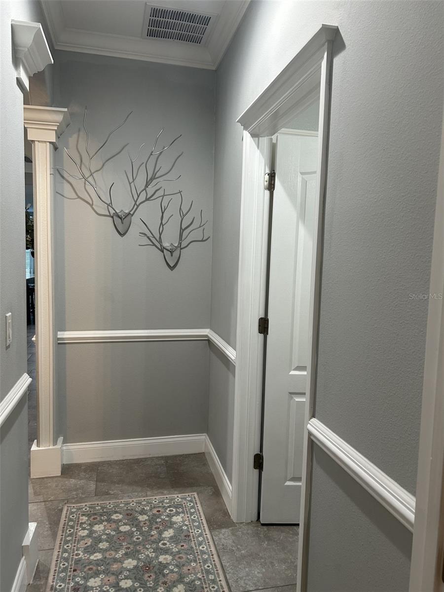 Image 4 of 46 For 410 Freesia Court