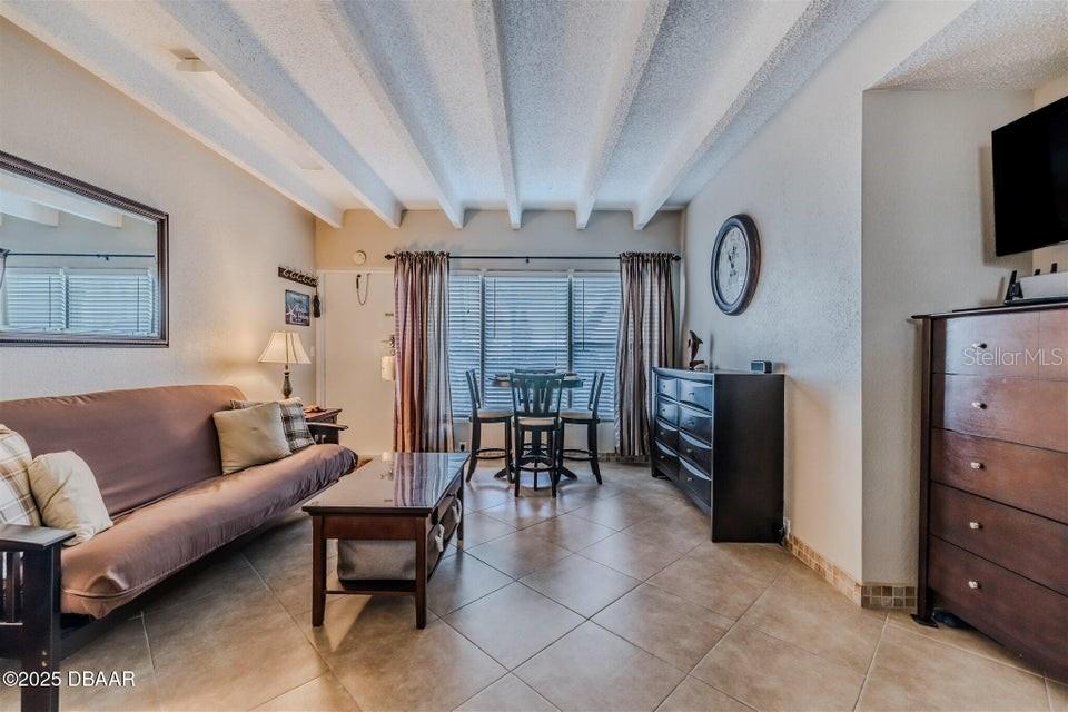 Image 5 of 13 For 935 Atlantic Avenue 128