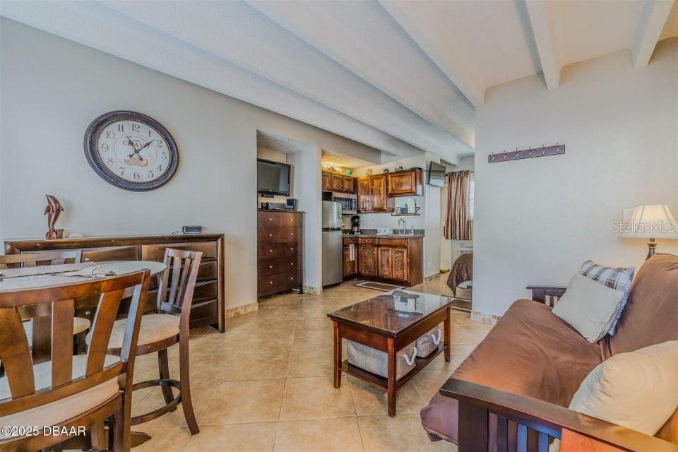 Image 6 of 13 For 935 Atlantic Avenue 128