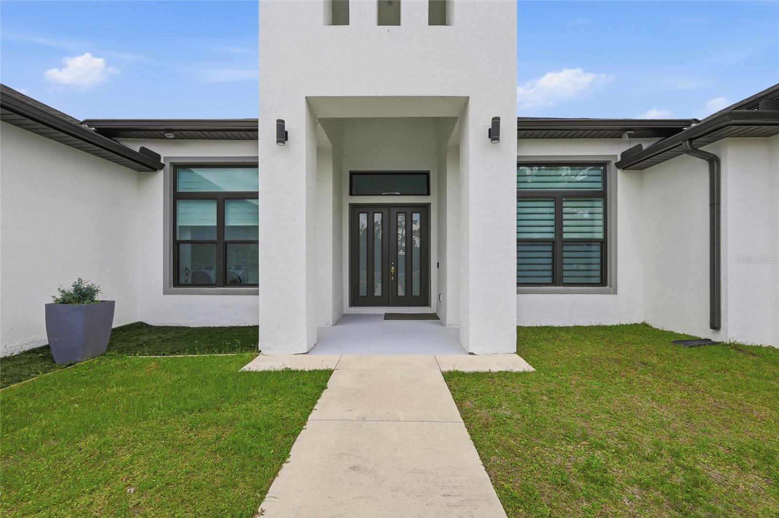 Image 5 of 54 For 5700 Bancroft Boulevard