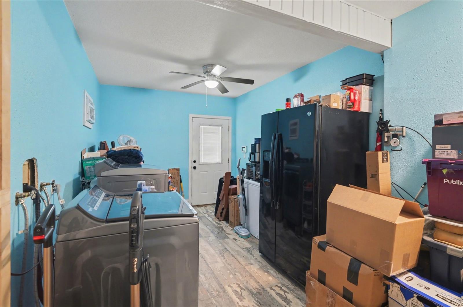 Image 7 of 37 For 2207 Poinsettia Drive