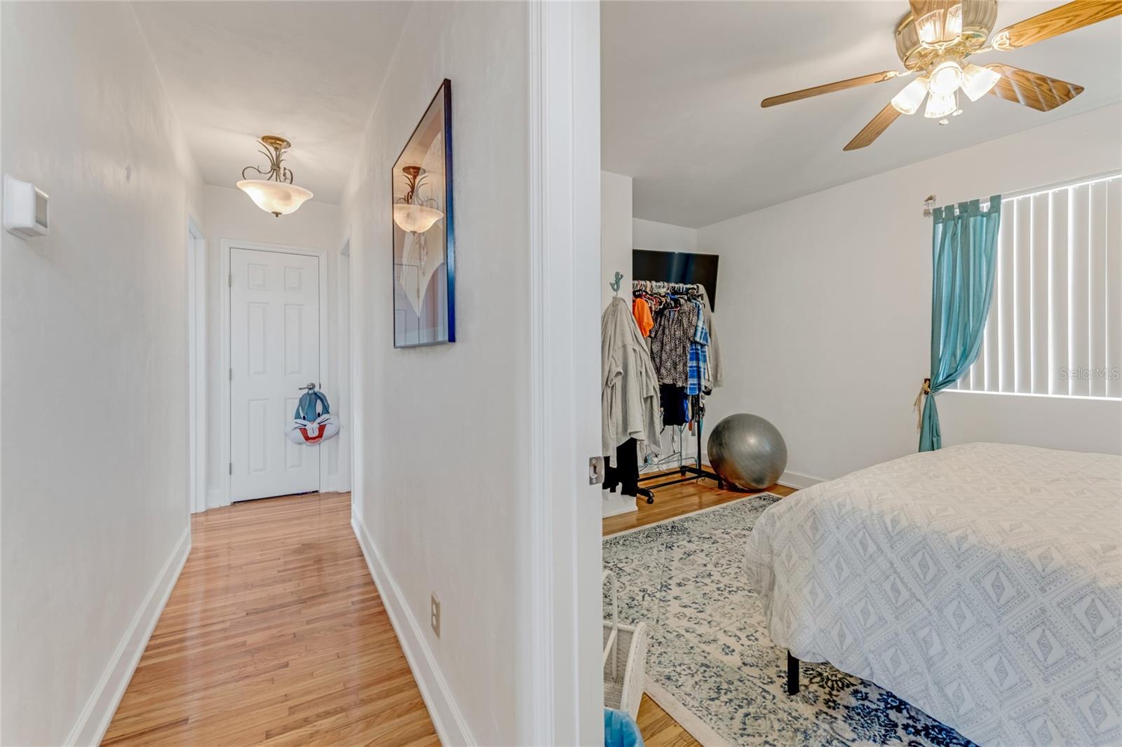 Image 10 of 25 For 1910 Marilyn Street