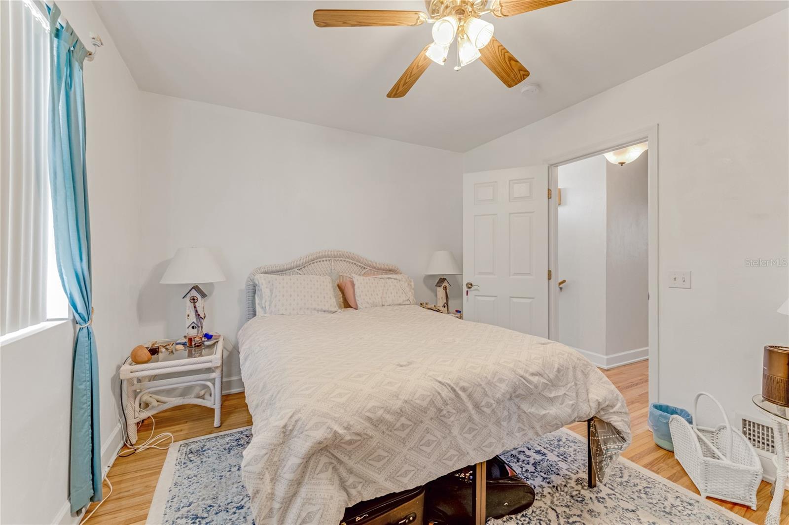 Image 11 of 25 For 1910 Marilyn Street