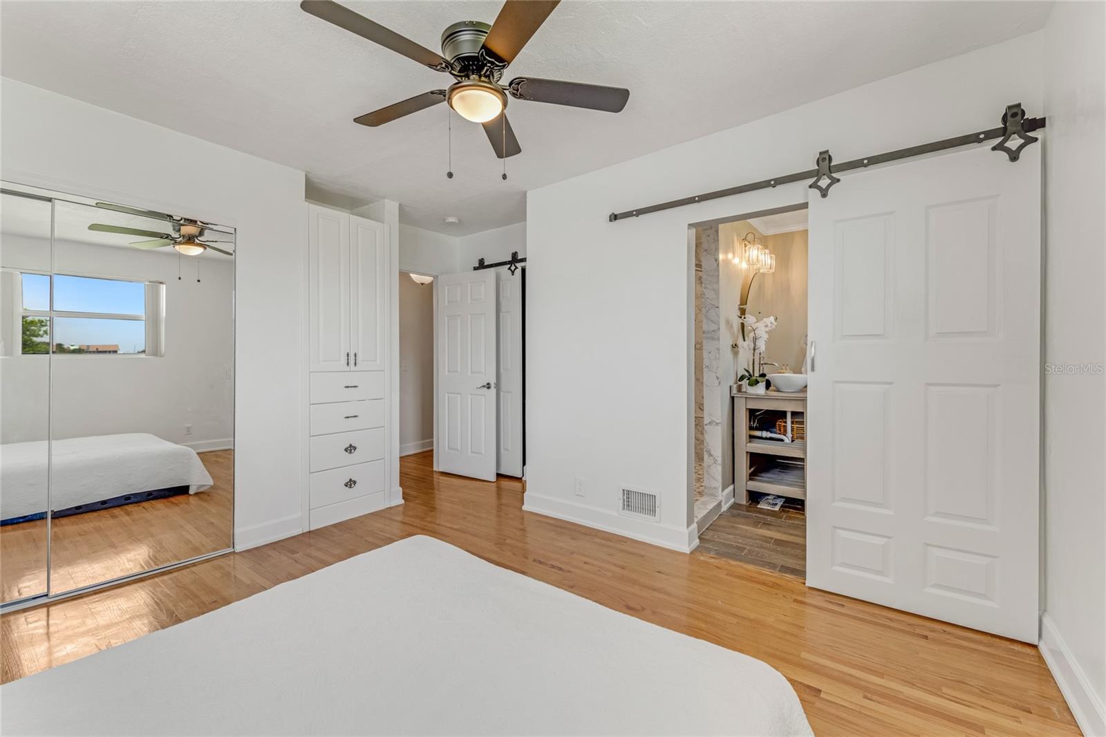 Image 14 of 25 For 1910 Marilyn Street