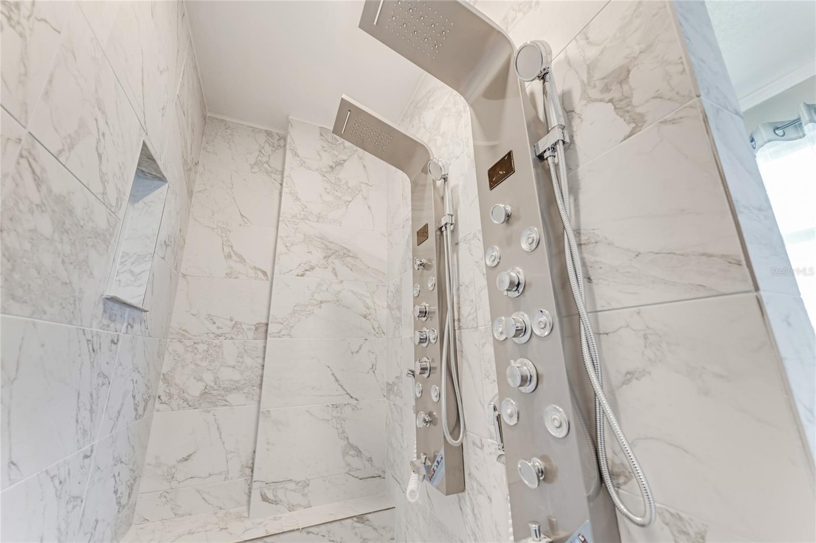 Image 17 of 25 For 1910 Marilyn Street