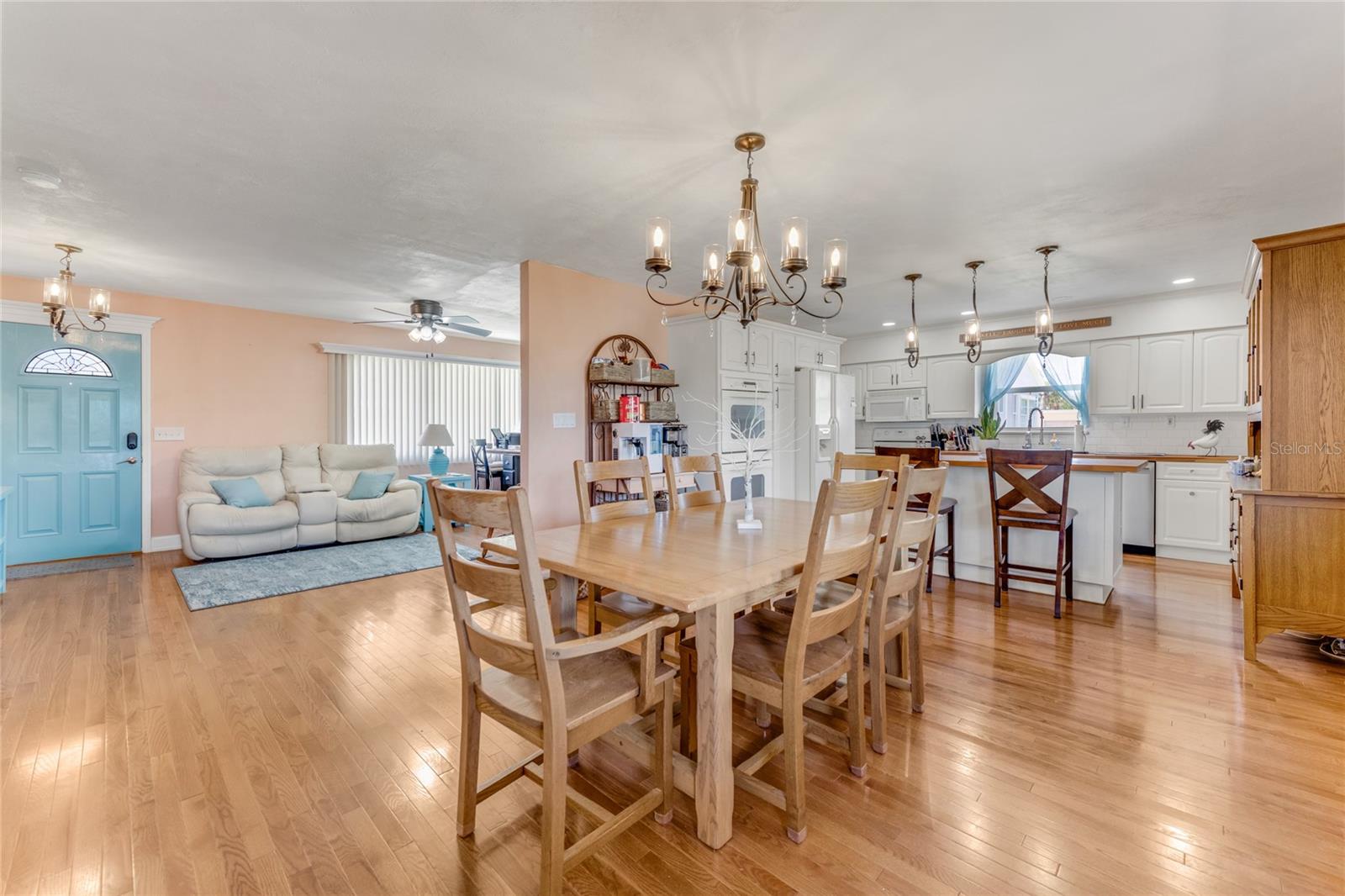 Image 7 of 25 For 1910 Marilyn Street