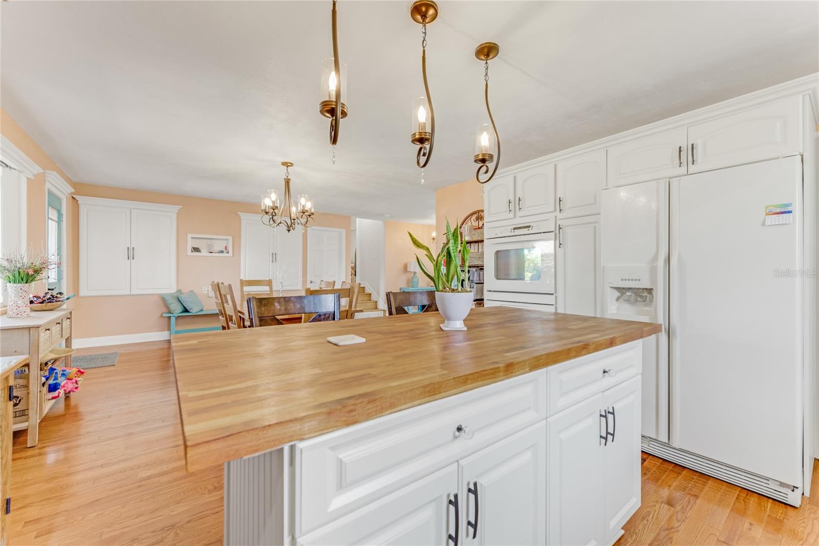 Image 9 of 25 For 1910 Marilyn Street