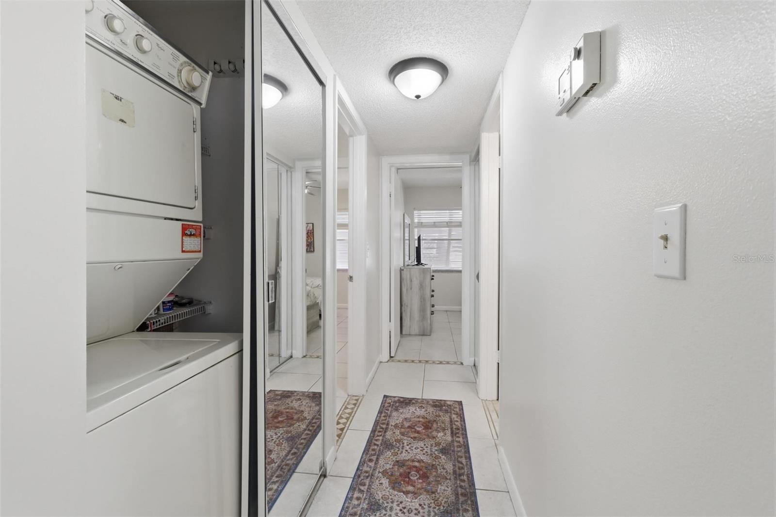 Image 18 of 38 For 120 Hibiscus Woods Court 6c