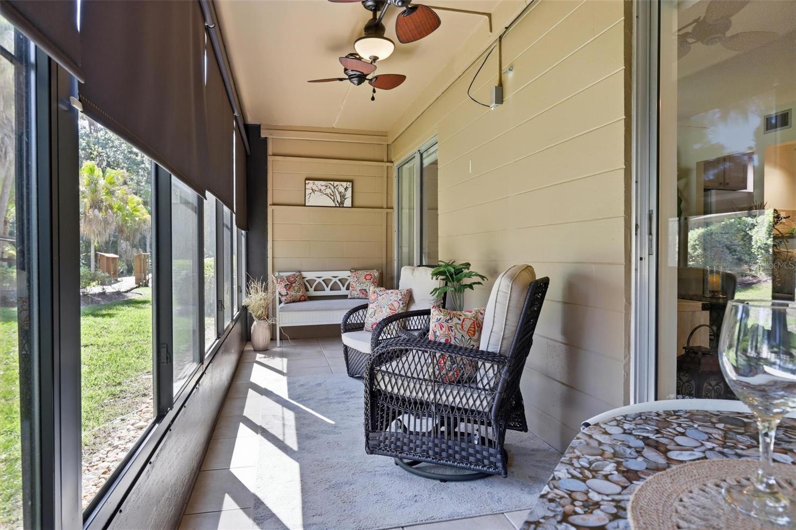 Image 25 of 38 For 120 Hibiscus Woods Court 6c