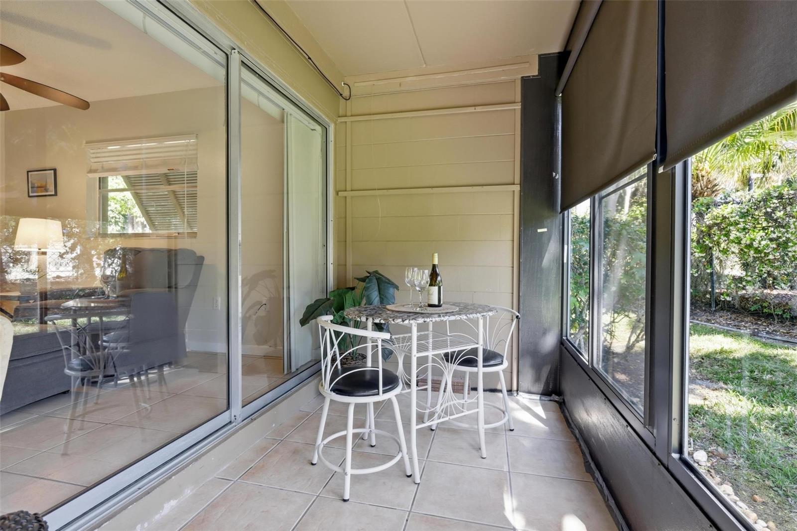 Image 27 of 38 For 120 Hibiscus Woods Court 6c