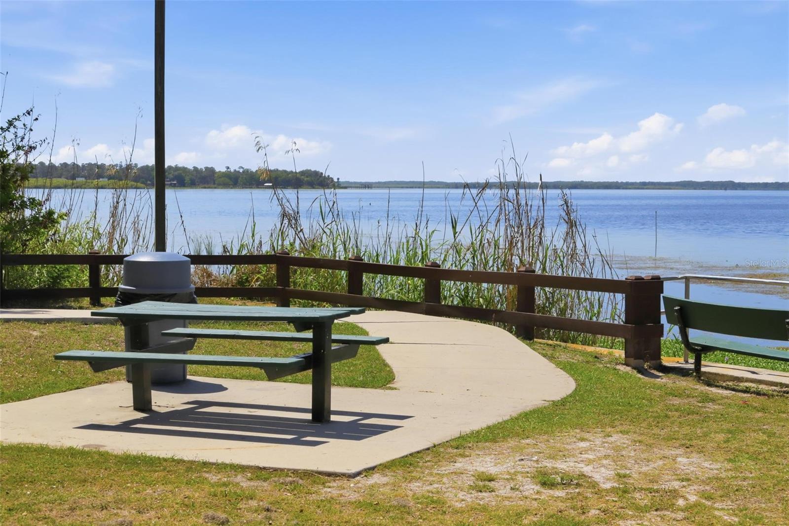 Image 37 of 38 For 120 Hibiscus Woods Court 6c