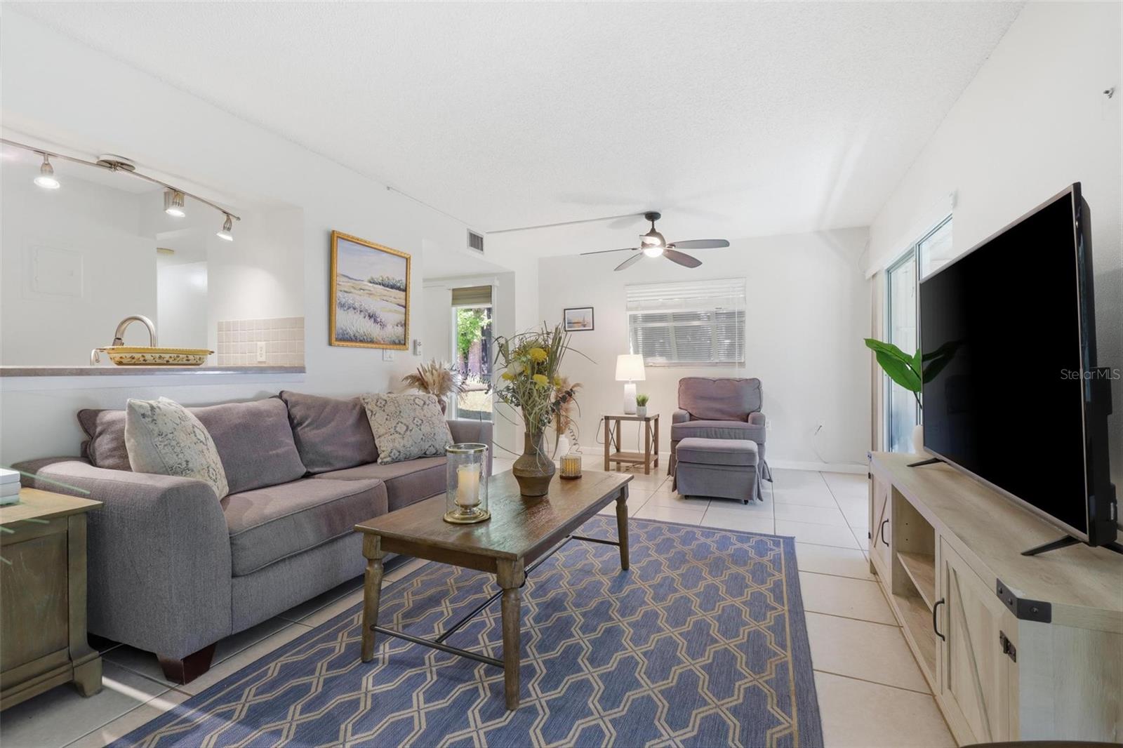 Image 8 of 38 For 120 Hibiscus Woods Court 6c