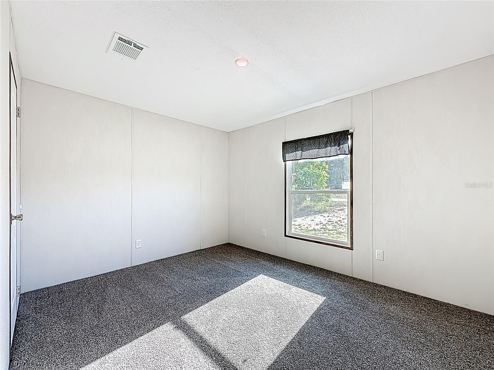 Image 22 of 36 For 101 Orange Tree Street