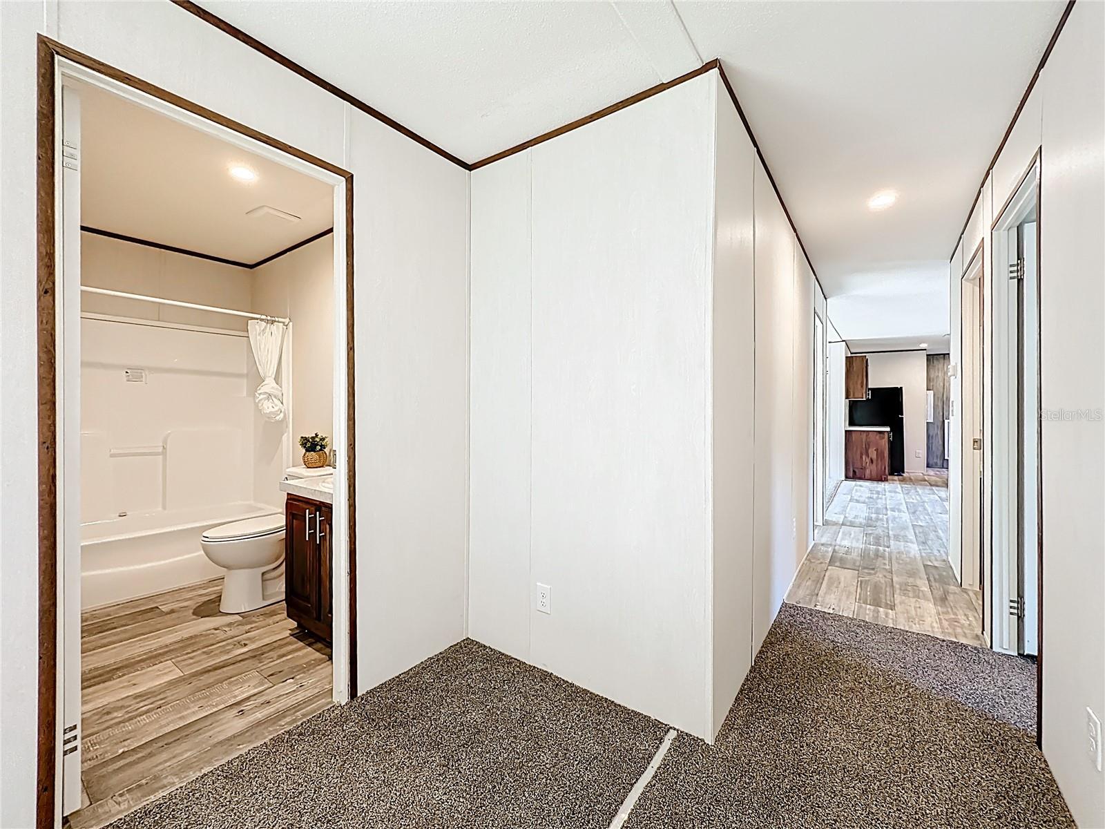 Image 29 of 36 For 101 Orange Tree Street