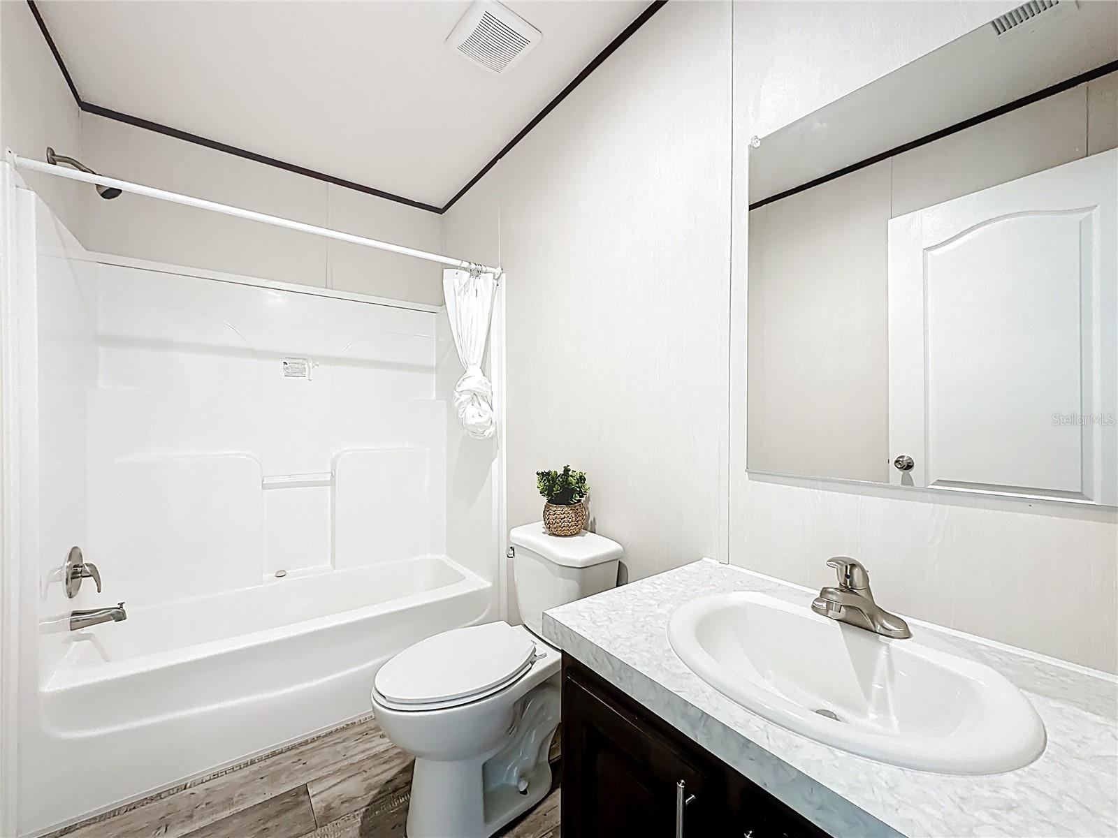 Image 30 of 36 For 101 Orange Tree Street