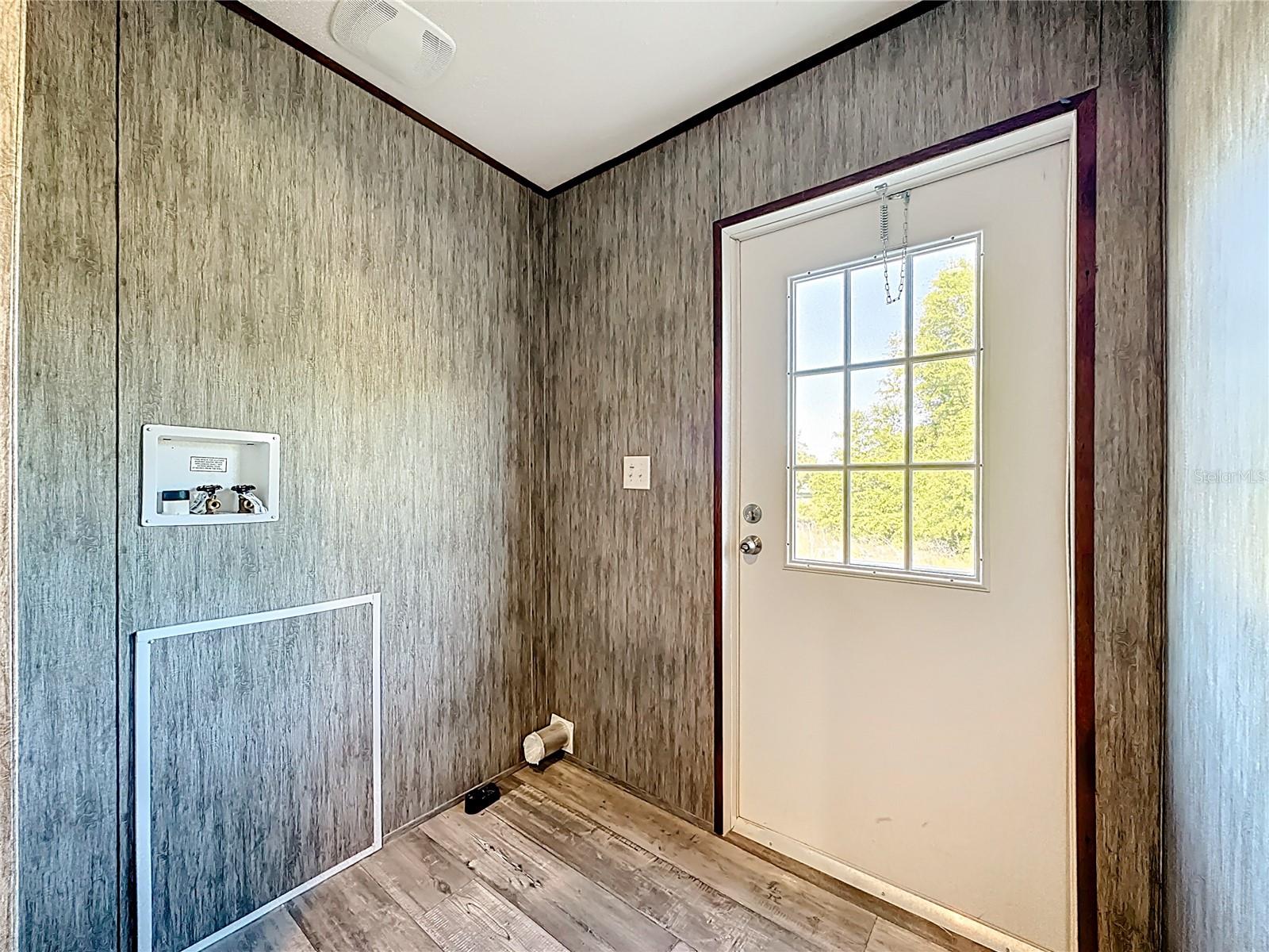 Image 31 of 36 For 101 Orange Tree Street