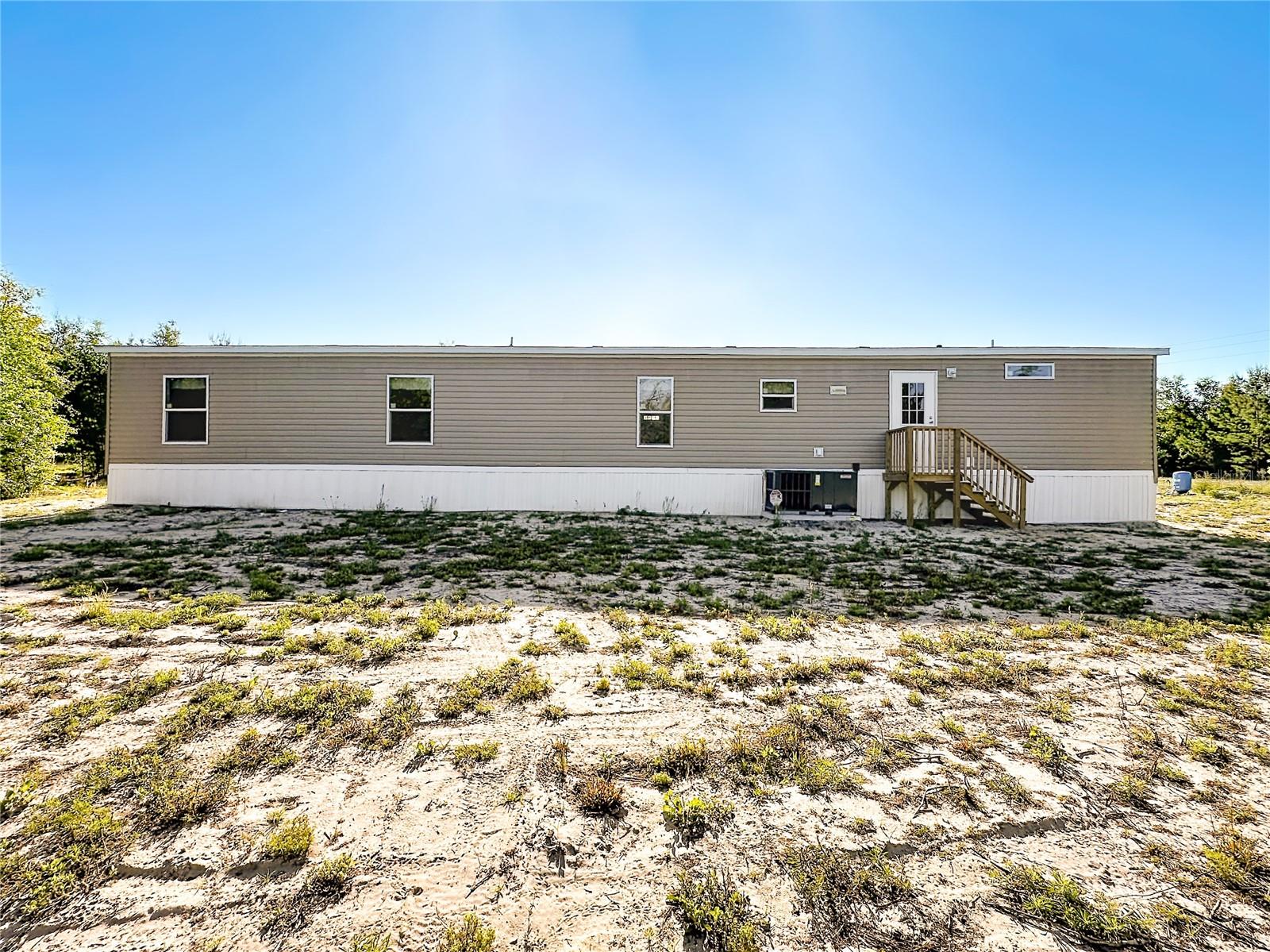 Image 35 of 36 For 101 Orange Tree Street