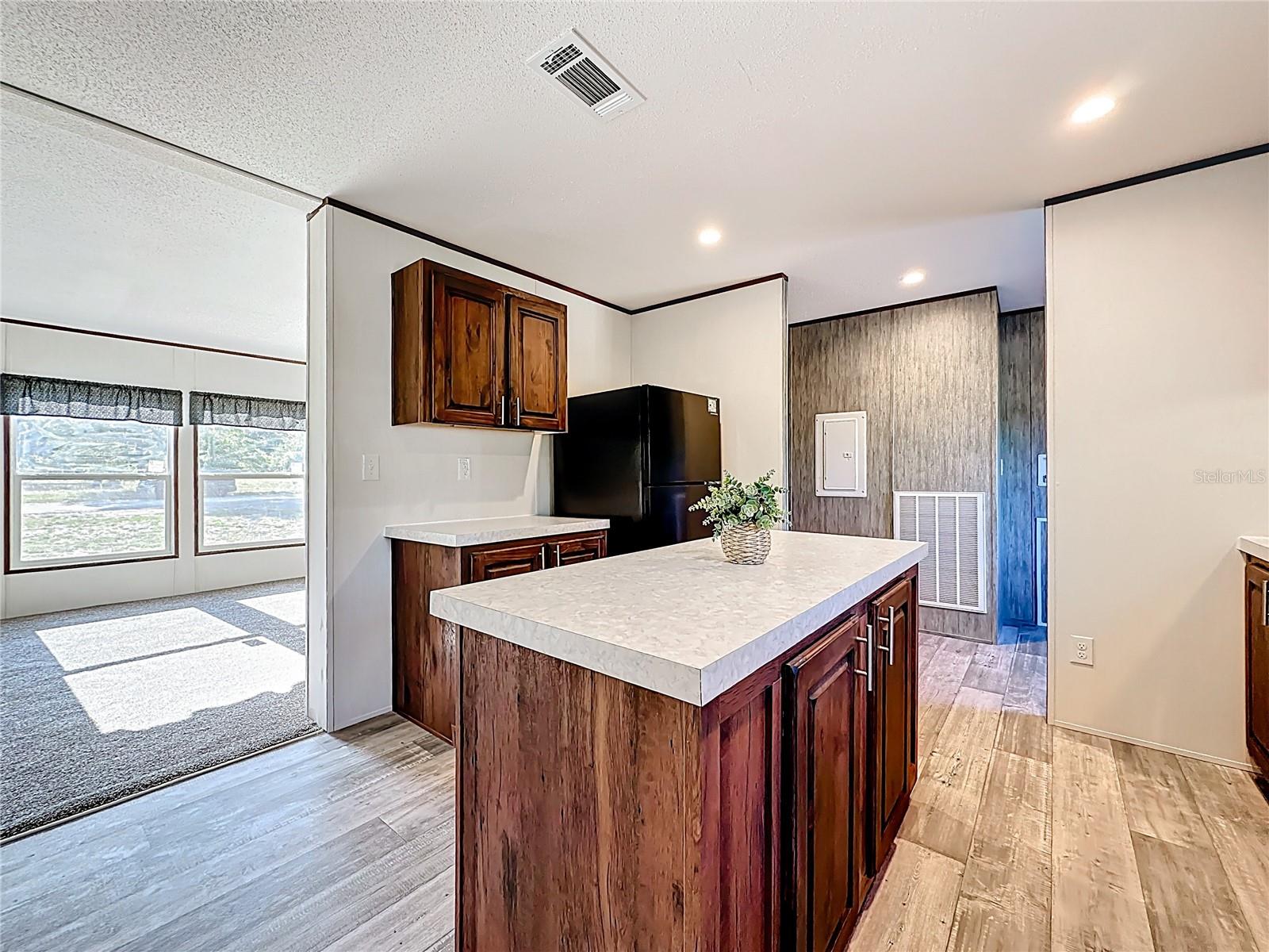 Image 9 of 36 For 101 Orange Tree Street