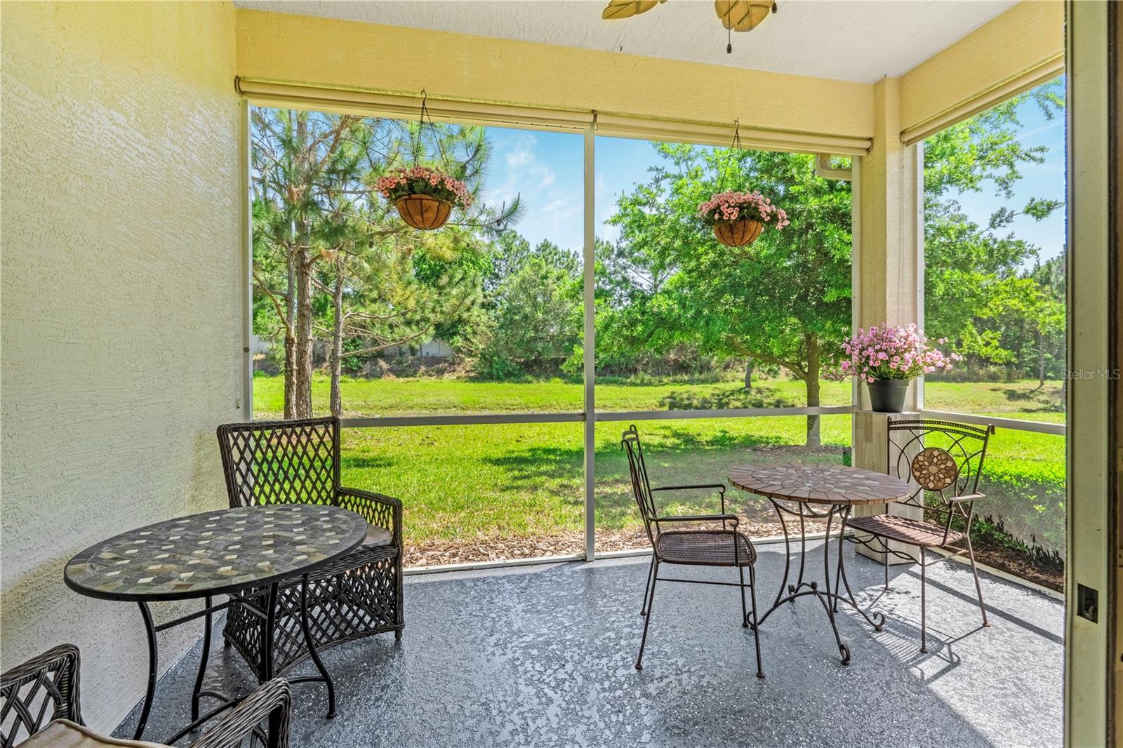 Image 28 of 44 For 708 Aldenham Lane