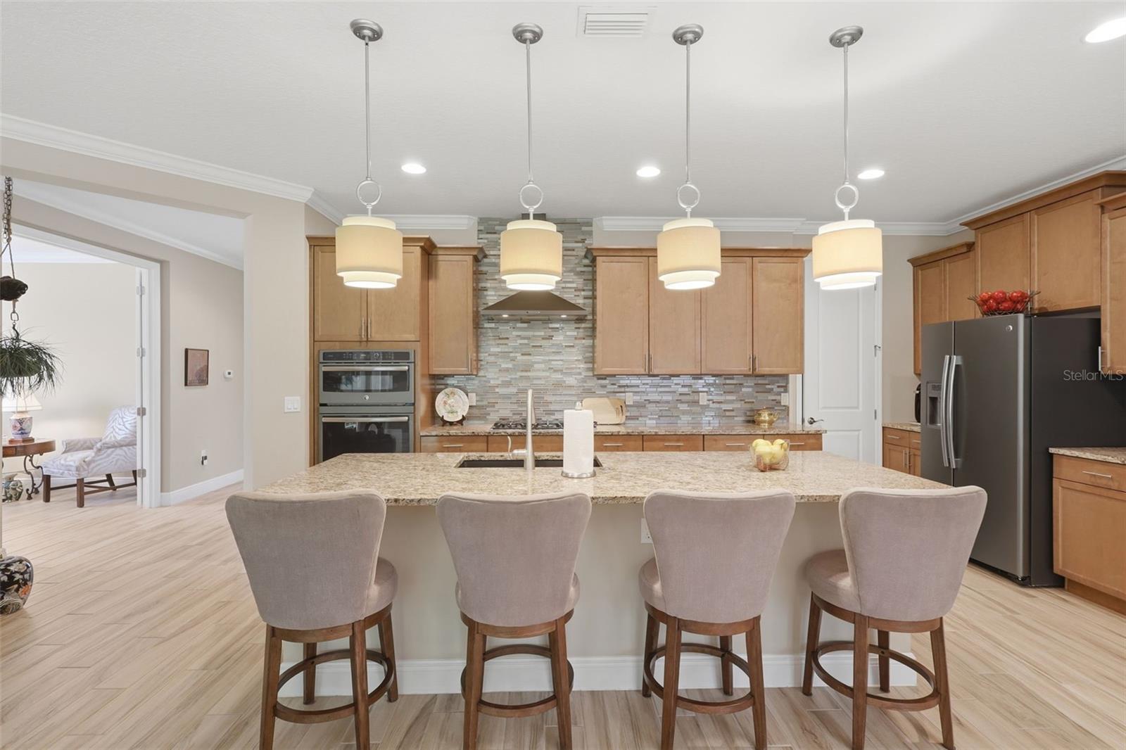 Image 12 of 64 For 918 Victoria Hills Drive