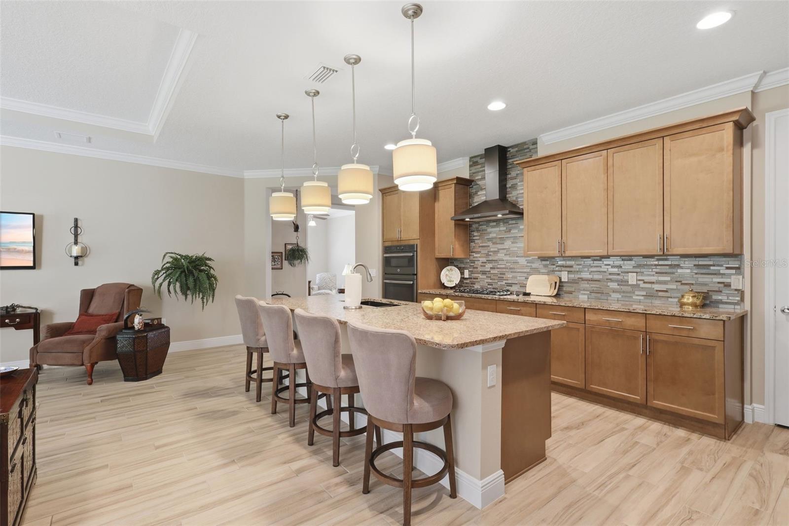 Image 14 of 64 For 918 Victoria Hills Drive