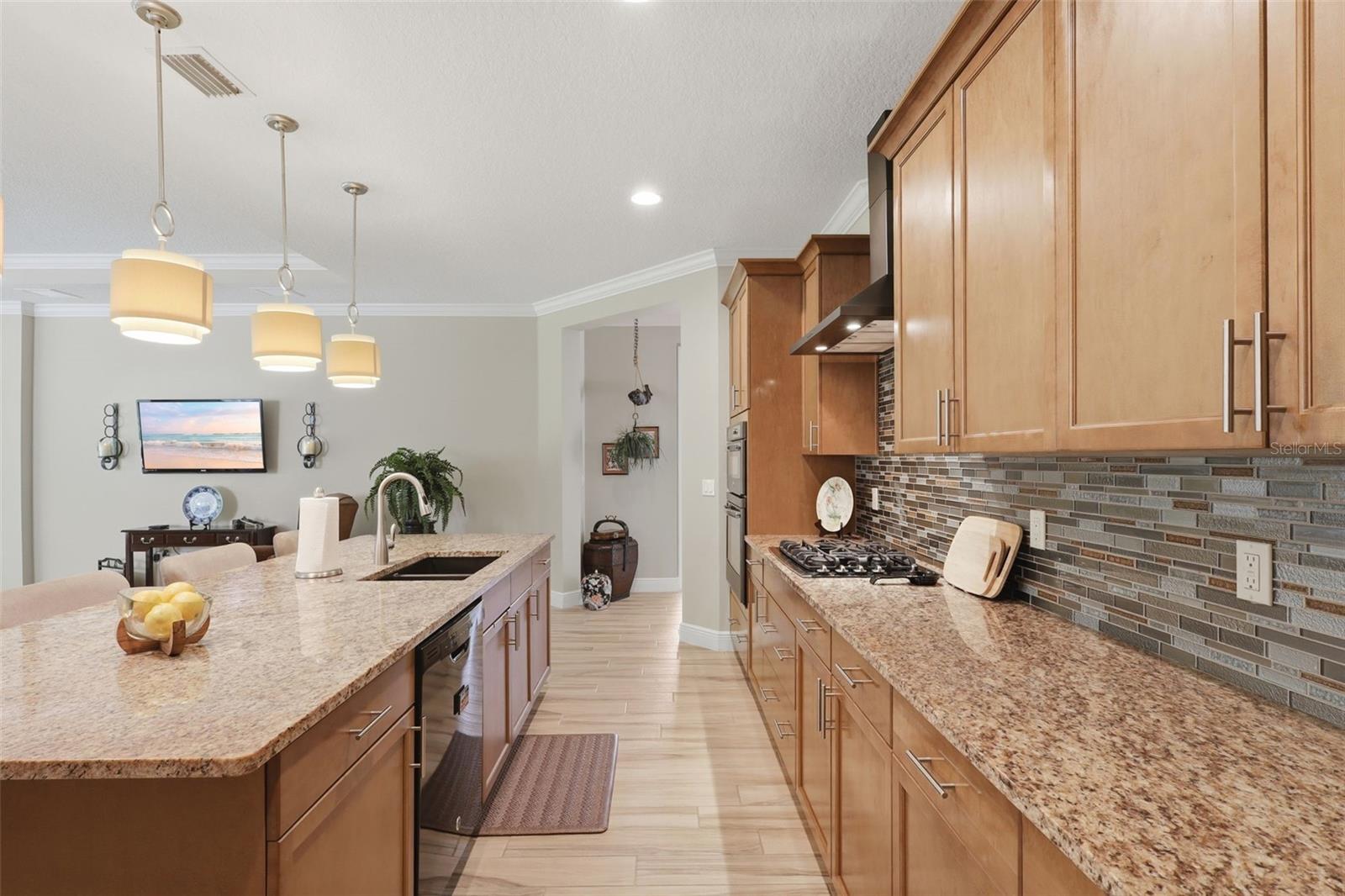 Image 15 of 64 For 918 Victoria Hills Drive