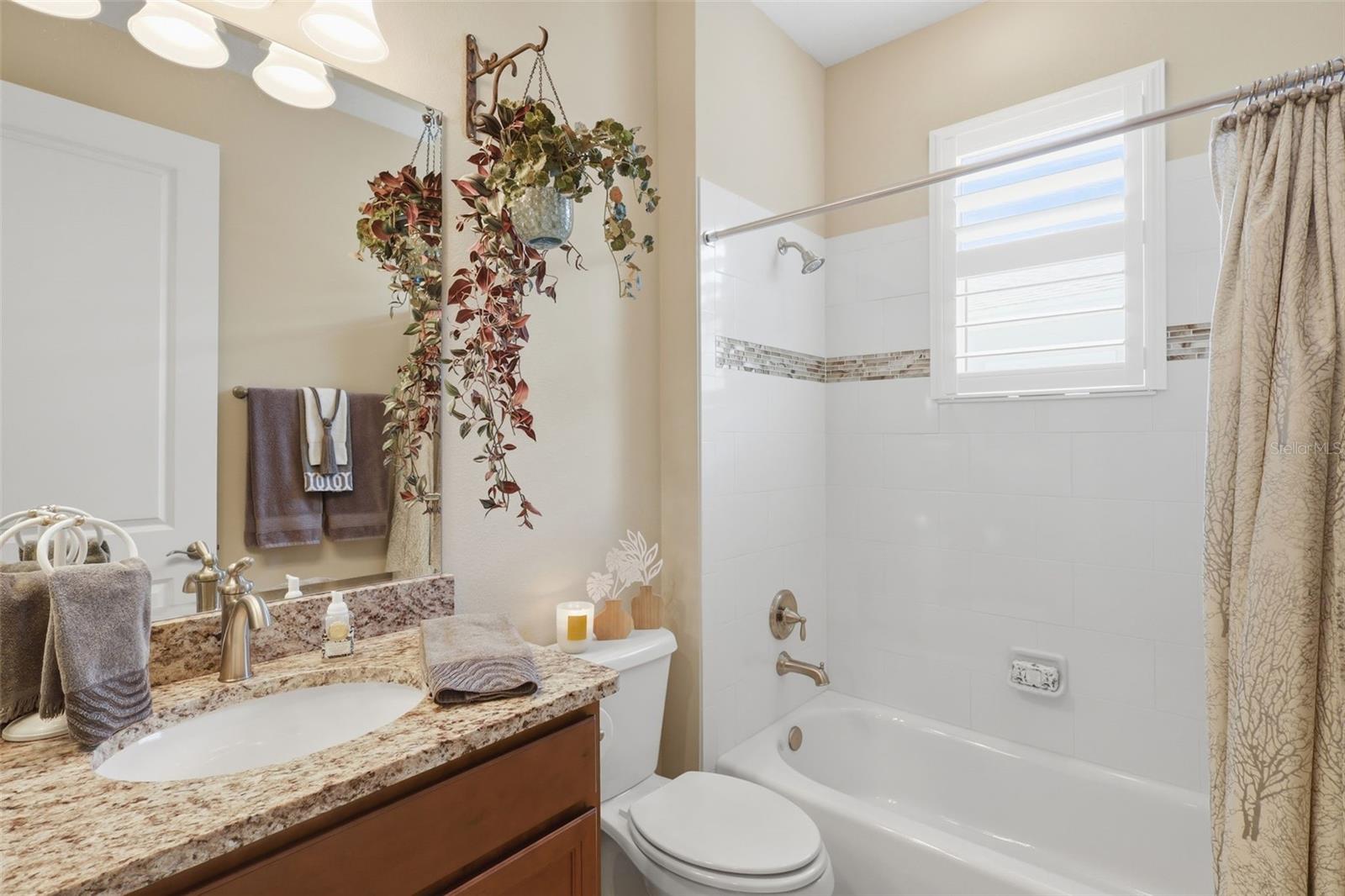 Image 24 of 64 For 918 Victoria Hills Drive