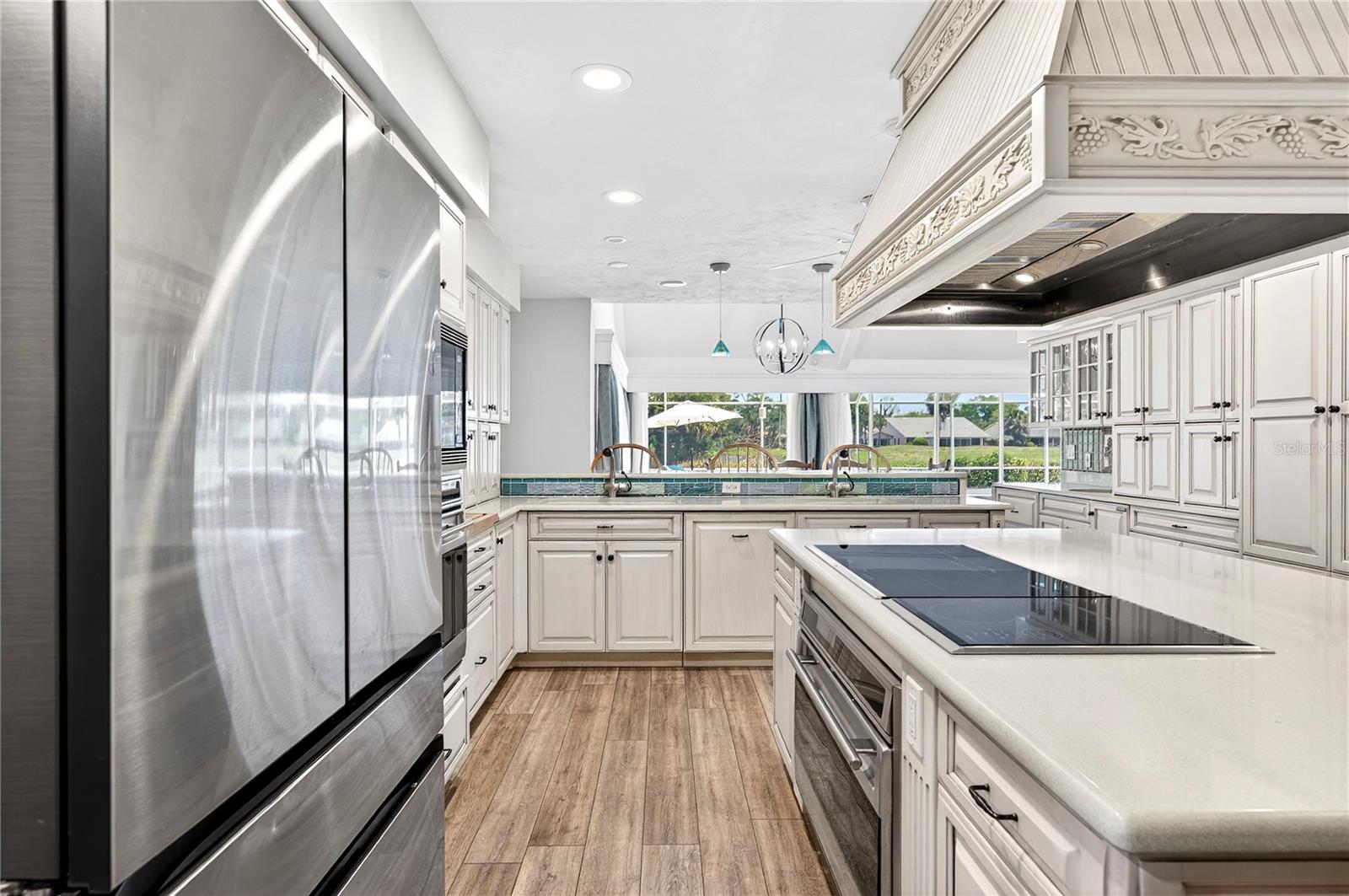 Image 33 of 85 For 770 Pelican Bay Drive