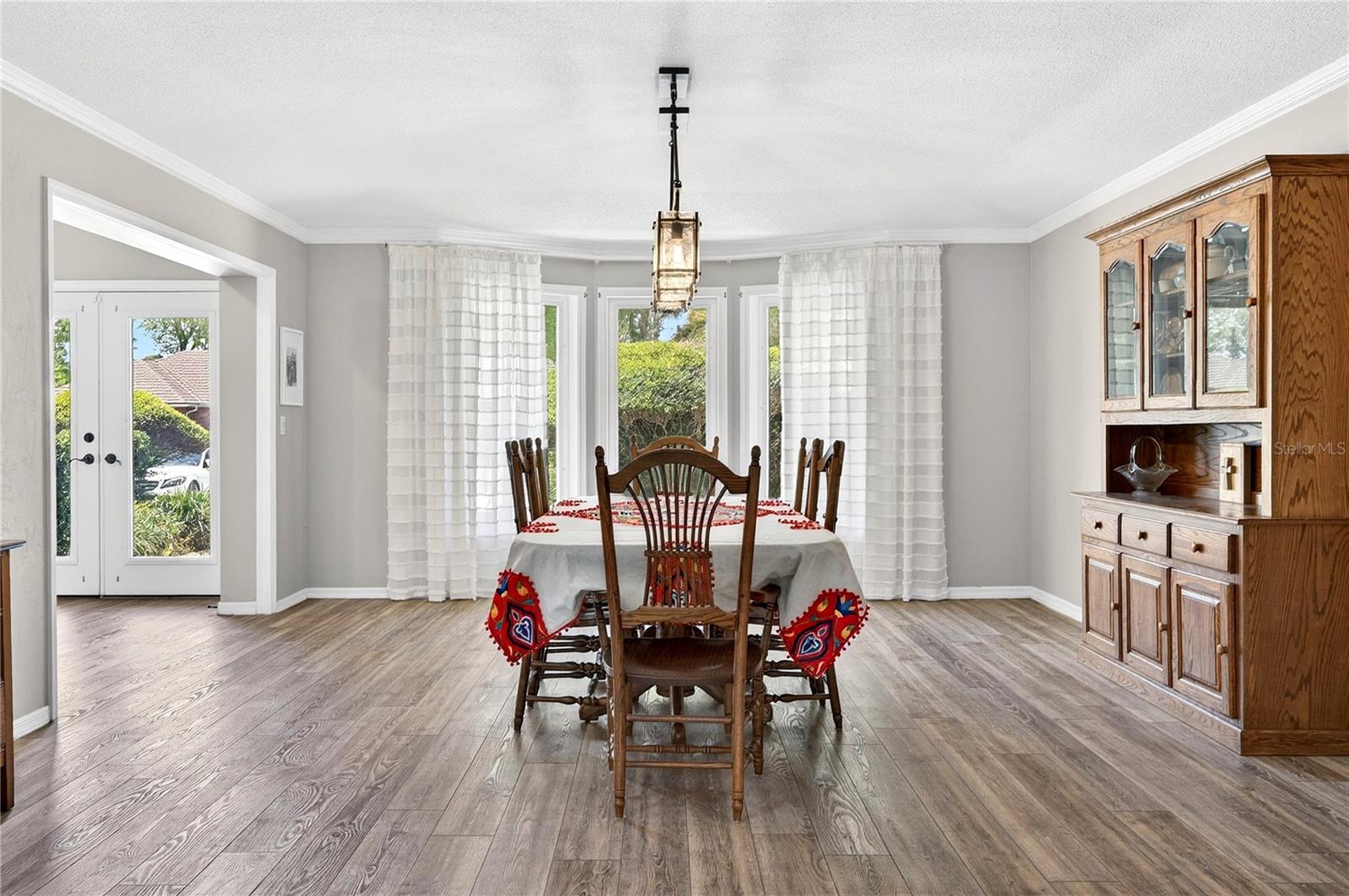 Image 39 of 85 For 770 Pelican Bay Drive