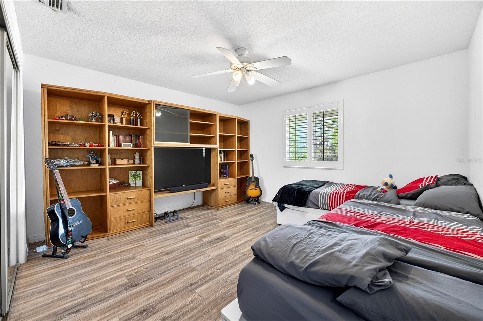 Image 55 of 85 For 770 Pelican Bay Drive