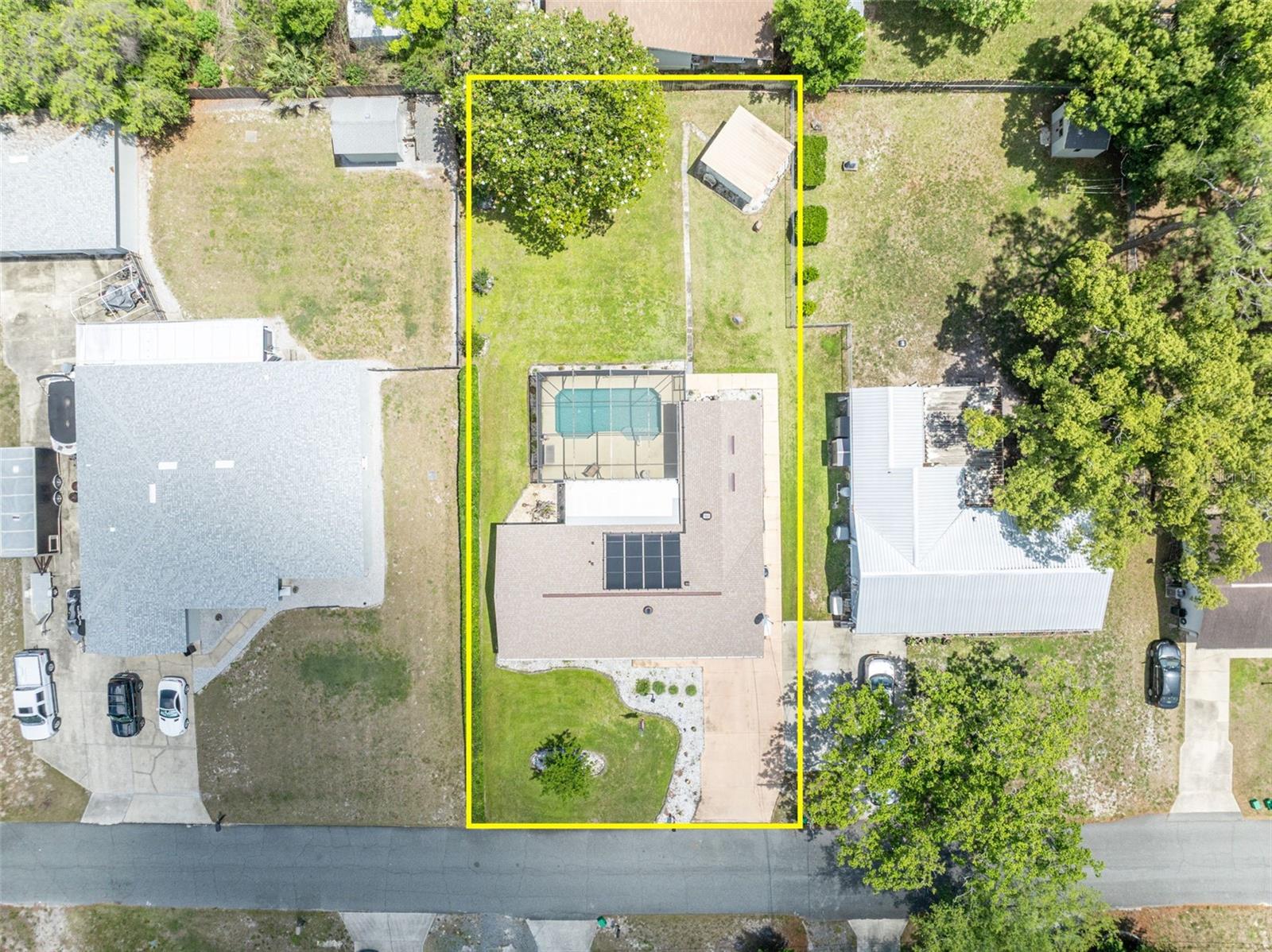 Image 23 of 30 For 221 Grande Vista Street