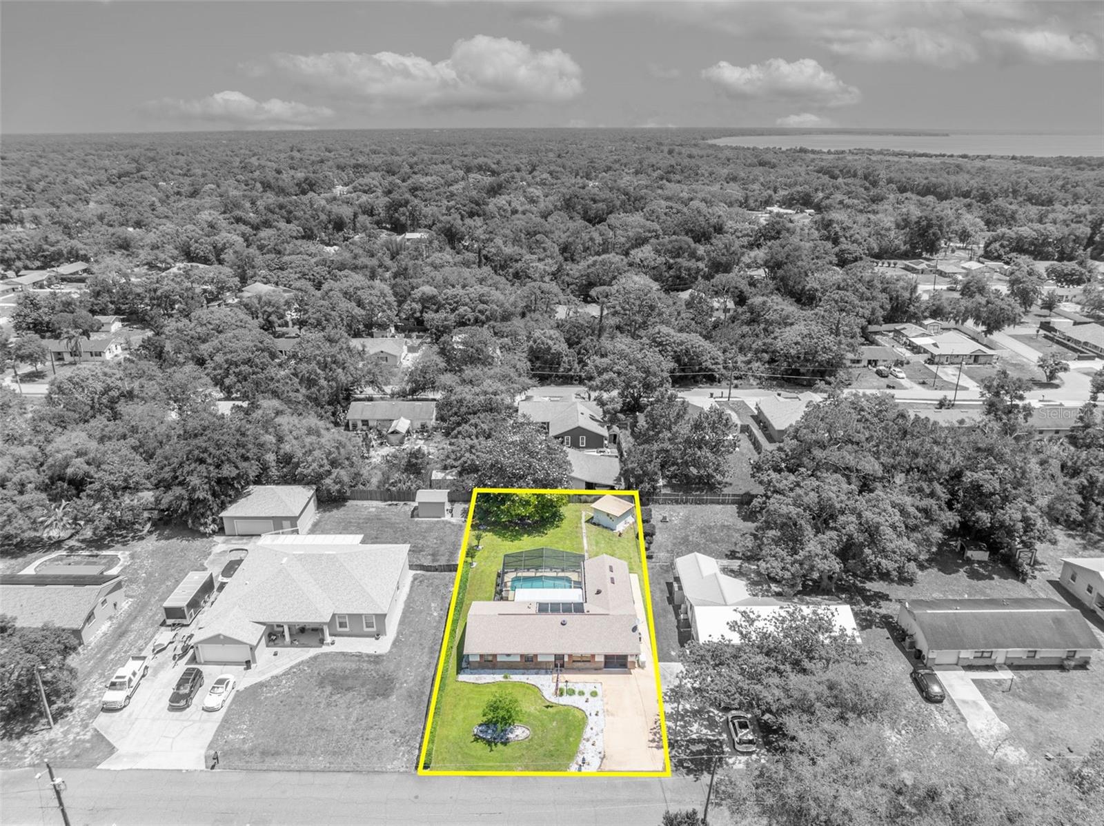 Image 26 of 30 For 221 Grande Vista Street