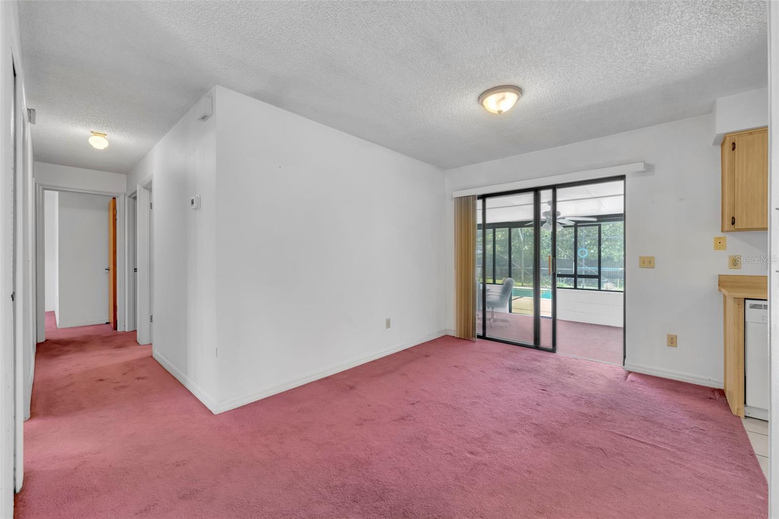 Image 7 of 30 For 221 Grande Vista Street