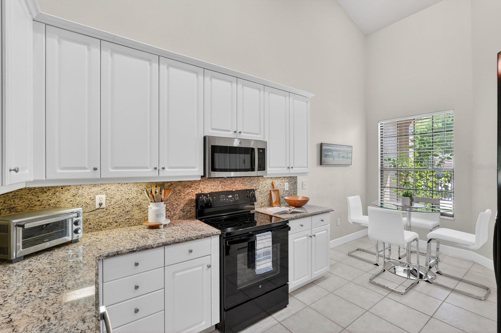 Image 12 of 86 For 715 Cobblestone Drive