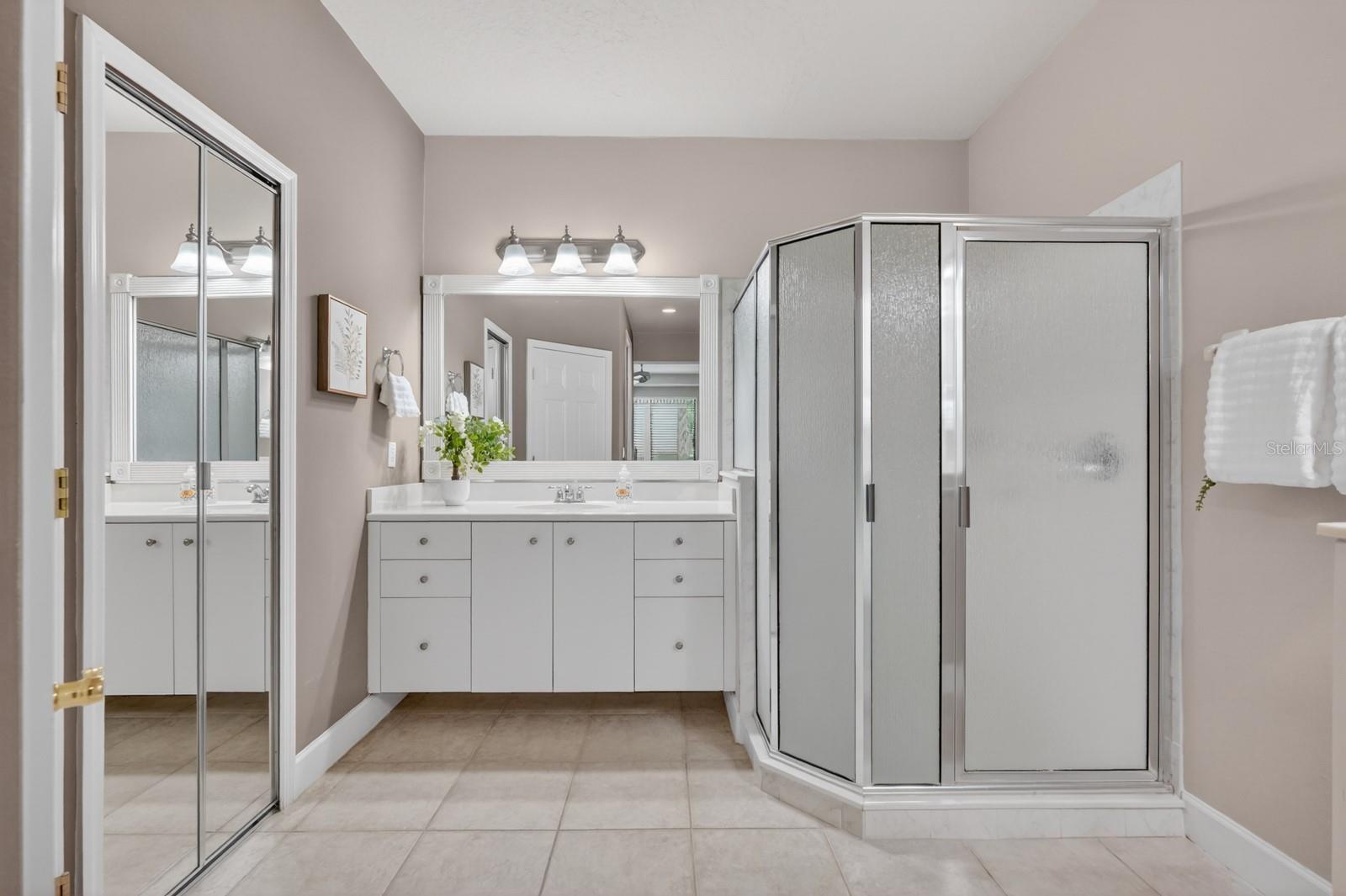 Image 22 of 86 For 715 Cobblestone Drive